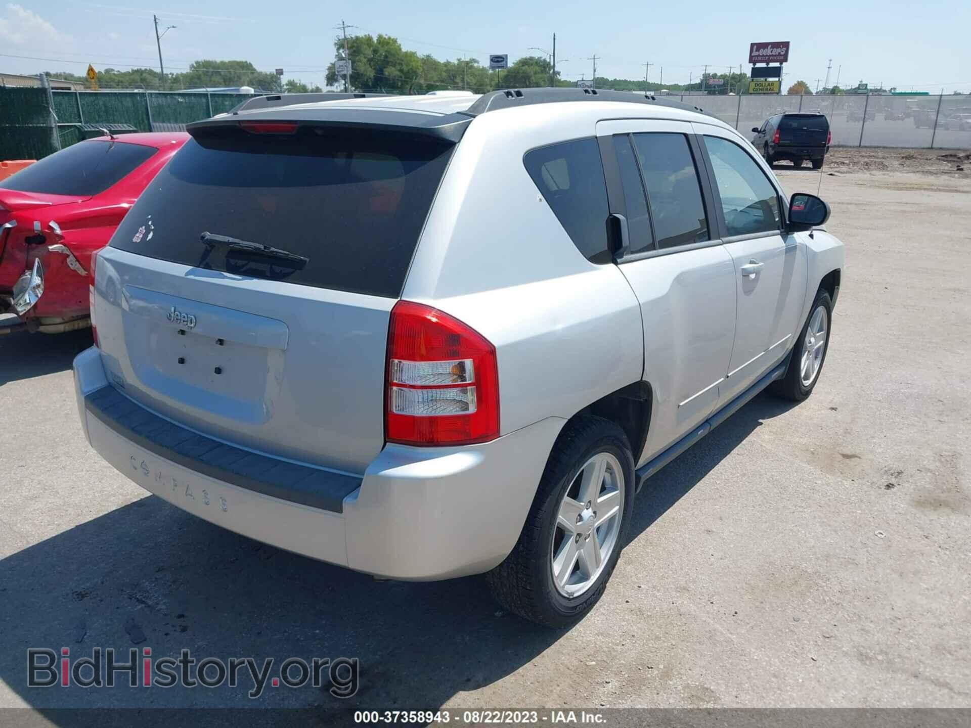 2010 JEEP COMPASS - VIN: 1J4NT4FA2AD506678 - Фото 4