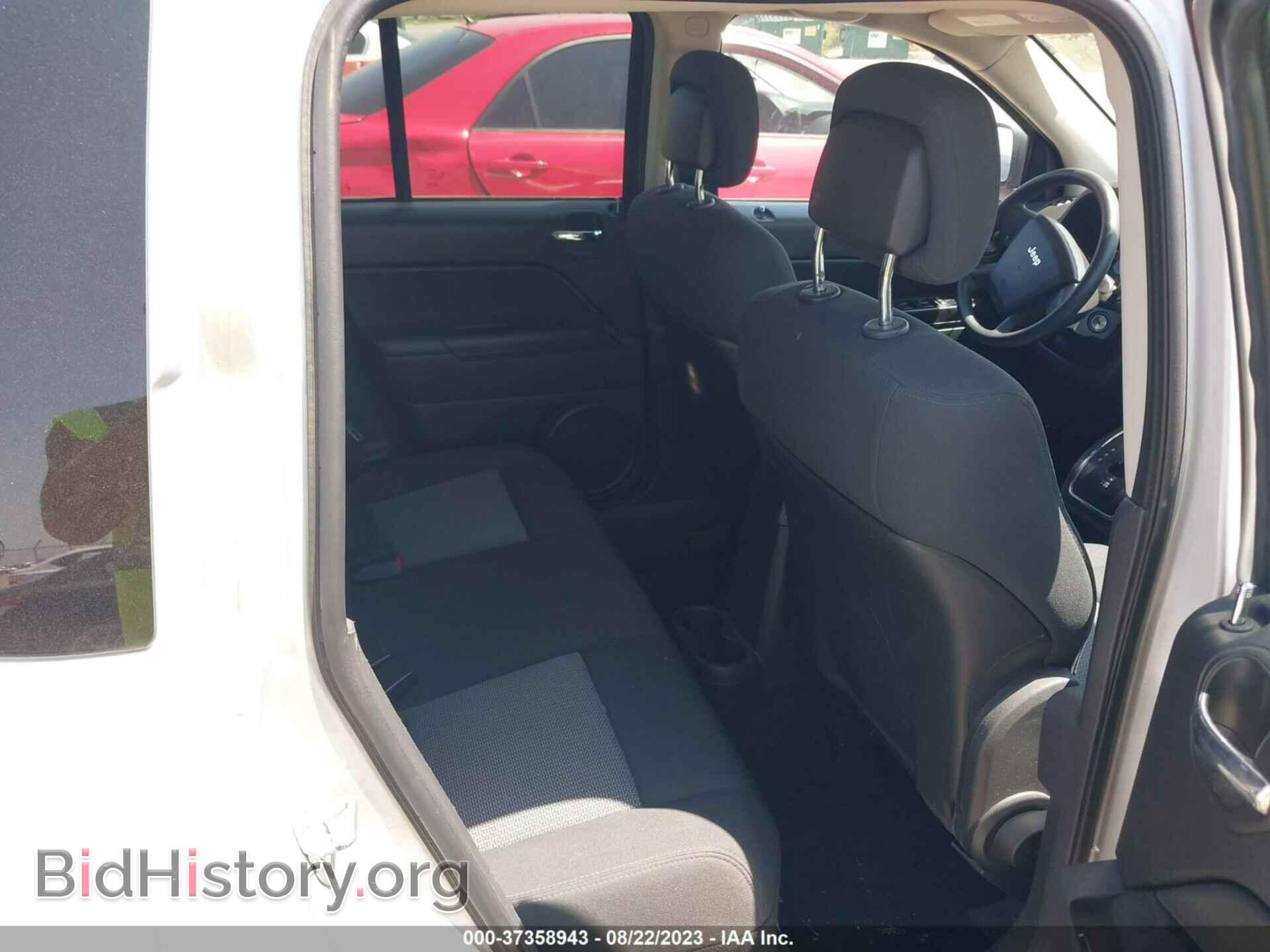 2010 JEEP COMPASS - VIN: 1J4NT4FA2AD506678 - Фото 8