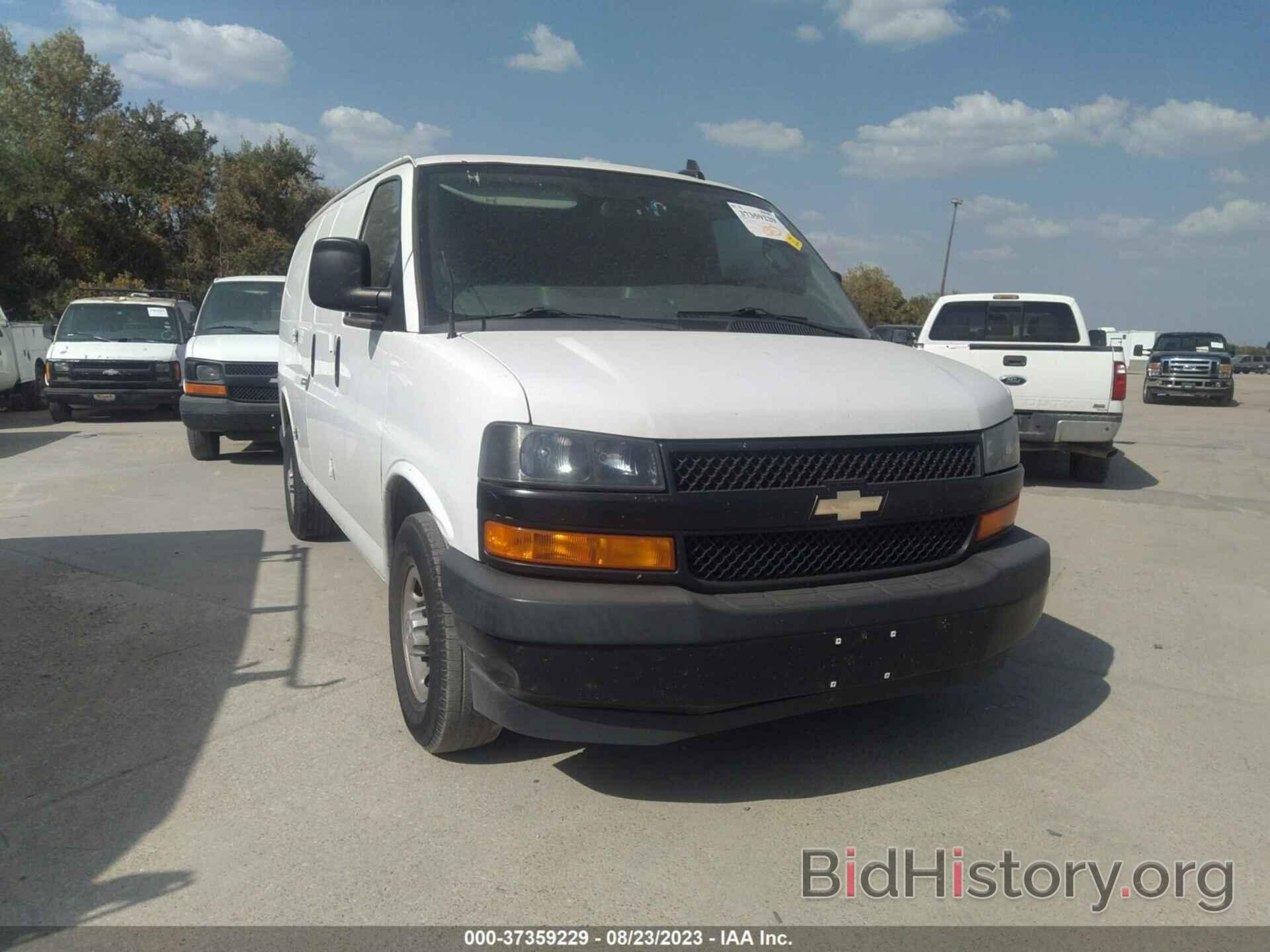 Photo 1GCWGAFG1J1336493 - CHEVROLET EXPRESS CARGO VAN 2018