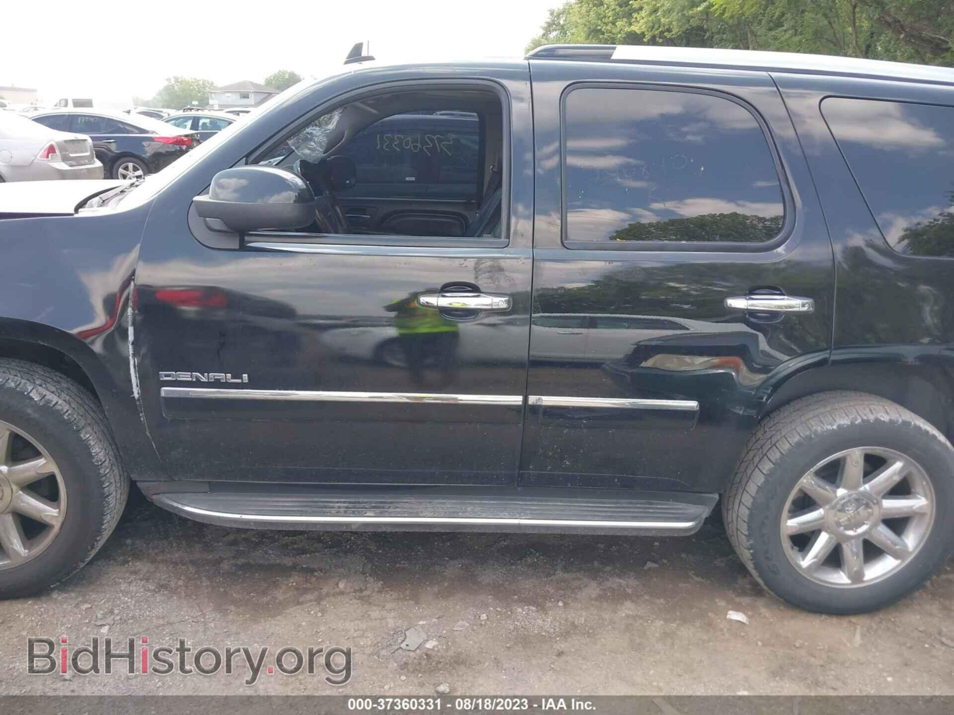 2011 GMC YUKON - VIN: 1GKS2EEF0BR246840 - Фото 14