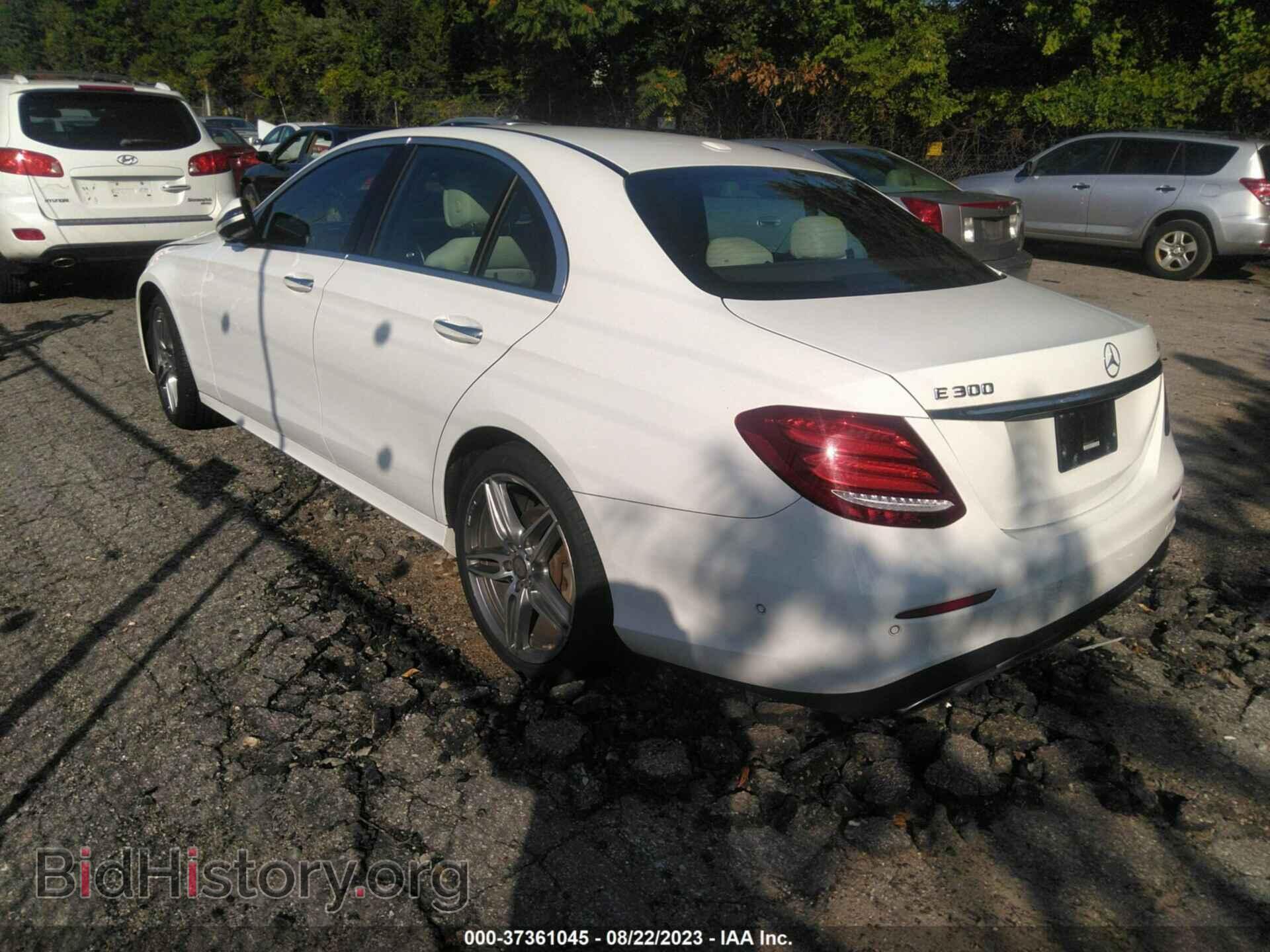 2017 MERCEDES-BENZ E-CLASS - VIN: WDDZF4KB6HA042342 - Фото 3