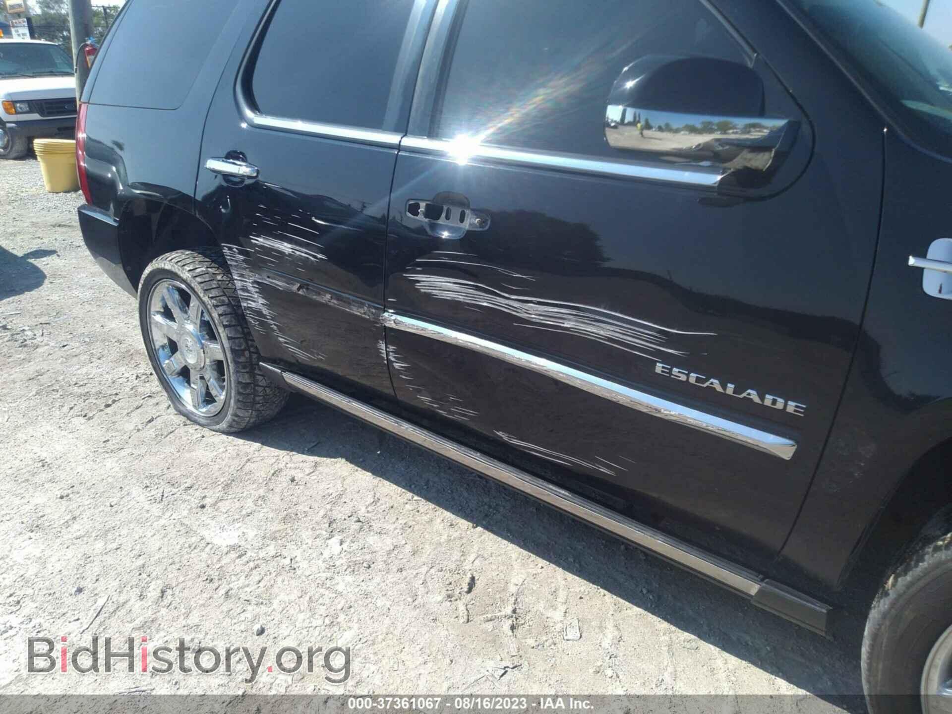 2011 CADILLAC ESCALADE - VIN: 1GYS4CEF0BR112723 - Фото 6