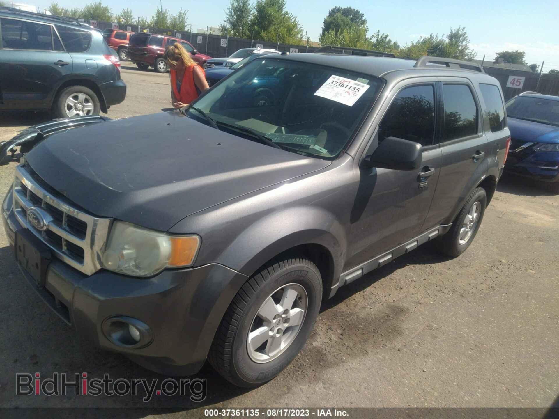 2010 FORD ESCAPE - VIN: 1FMCU9D70AKC79528 - Фото 2