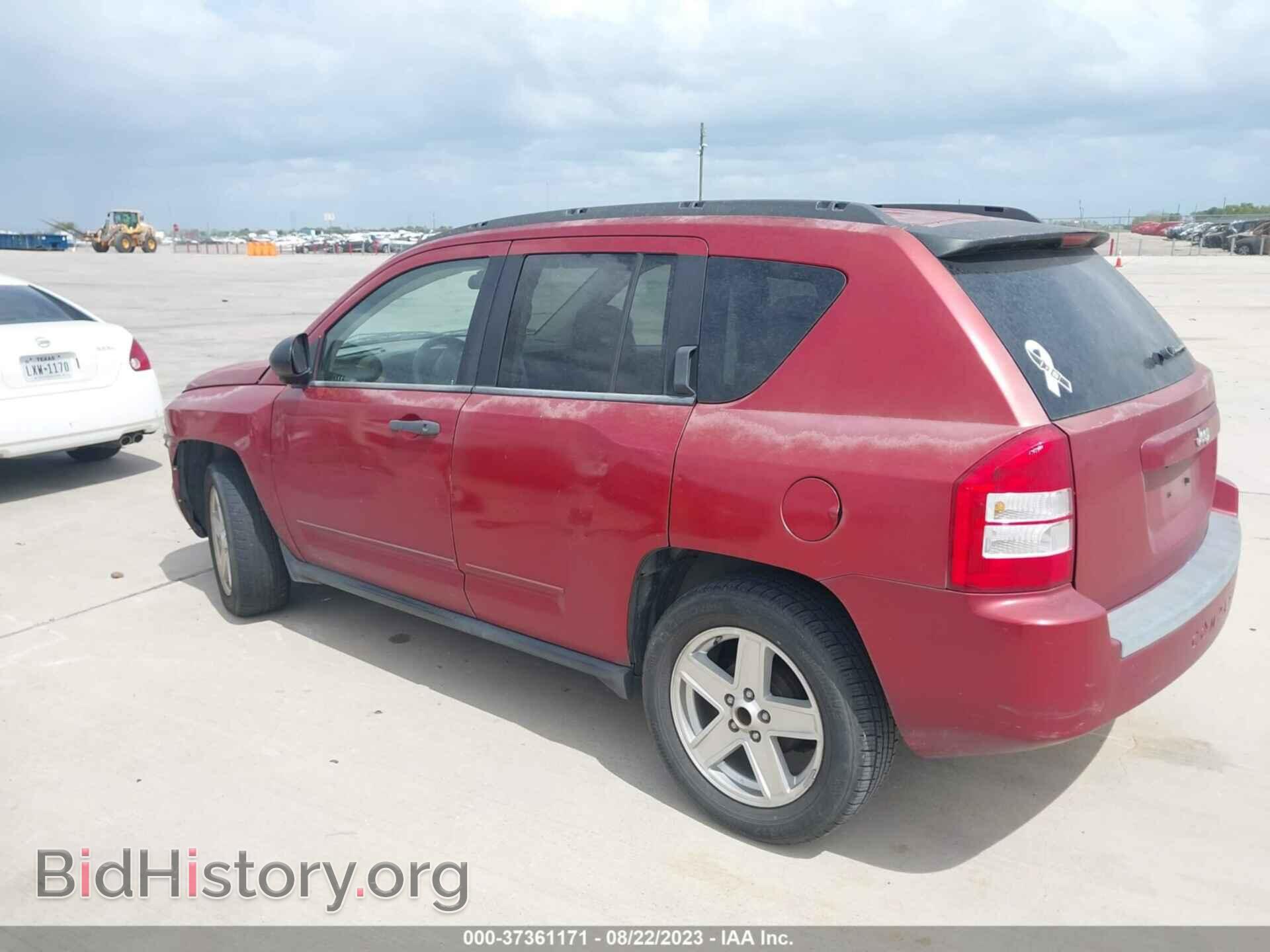 2008 JEEP COMPASS - VIN: 1J8FT47098D798199 - Фото 3