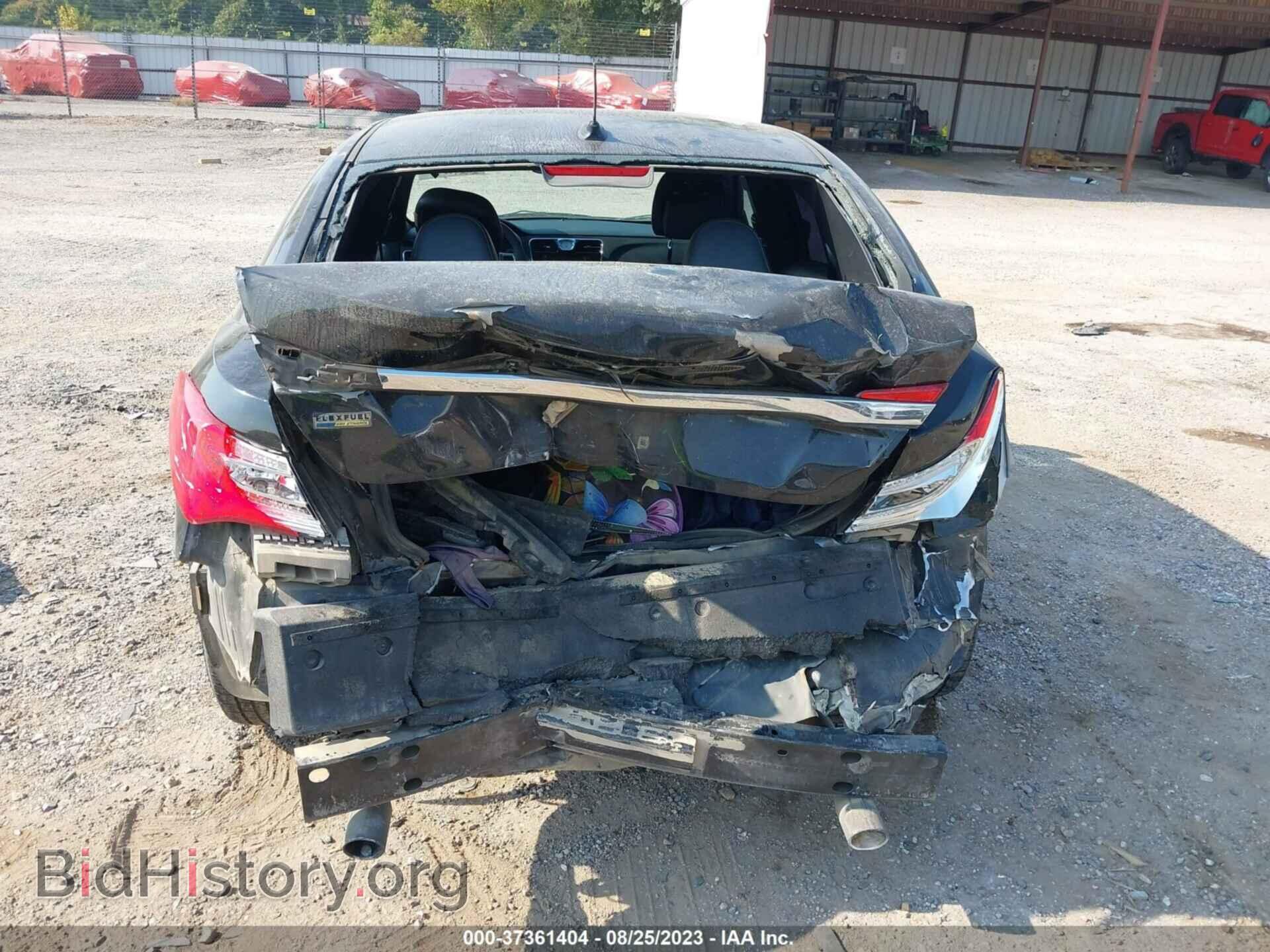 2012 CHRYSLER 200 - VIN: 1C3CCBCG7CN152216 - Фото 6