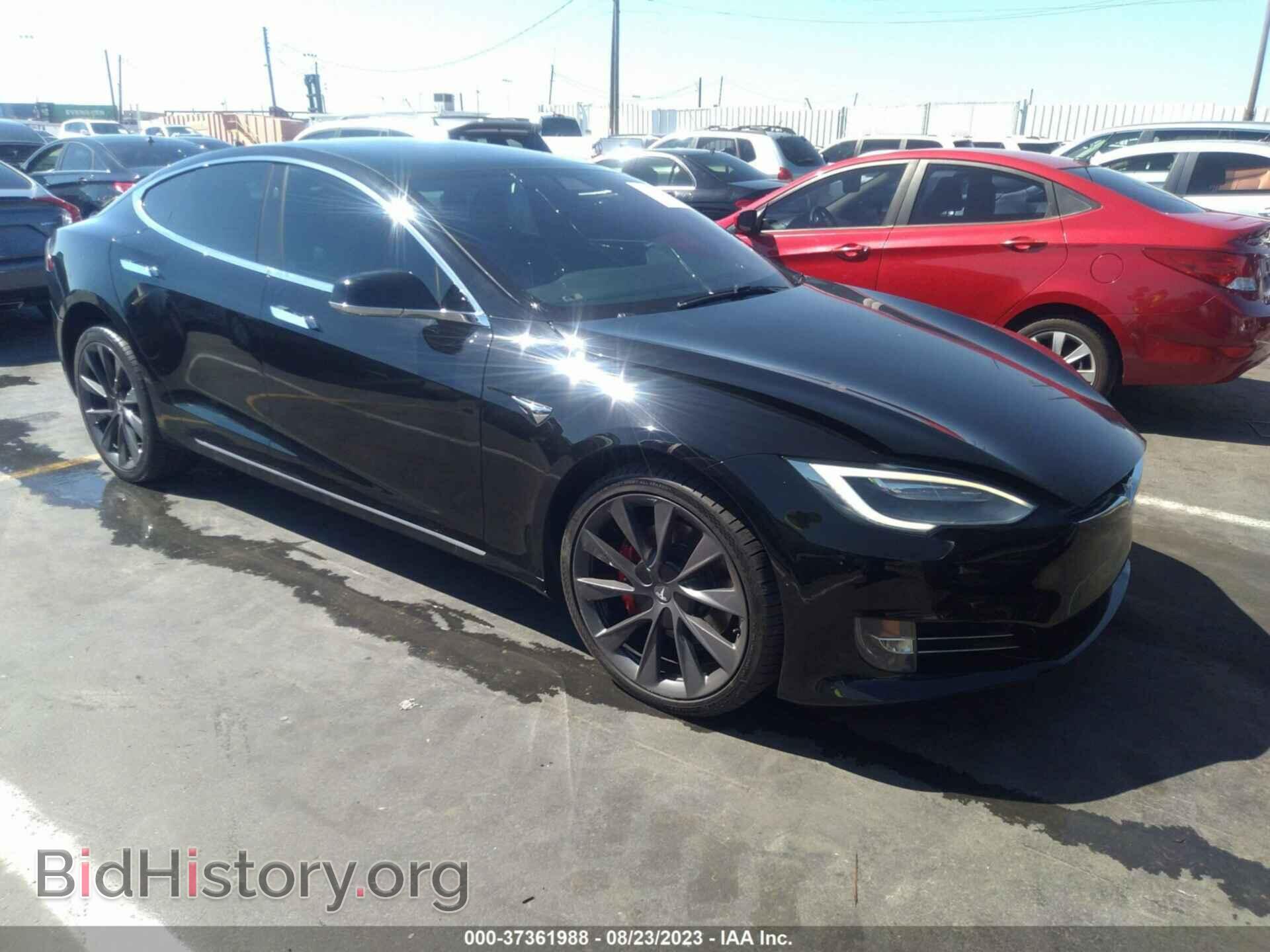Фотография 5YJSA1E42LF415799 - TESLA MODEL S 2020