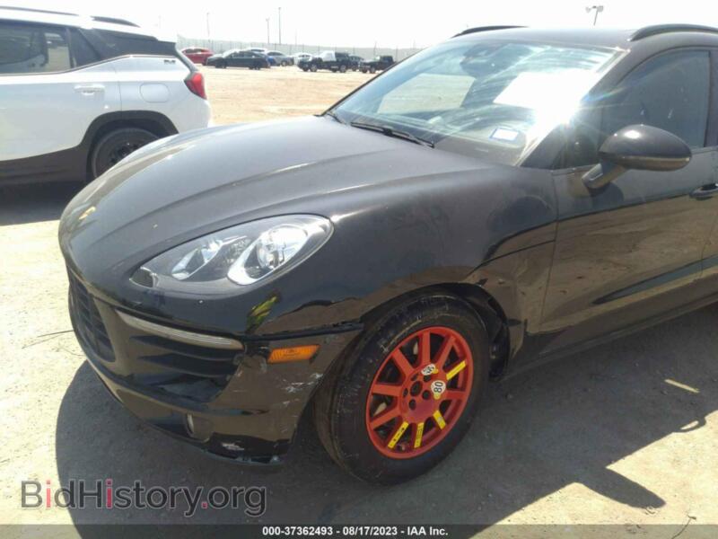2017 Porsche MACAN (VIN WP1AA2A54HLB81880) — photo 6 of 16
