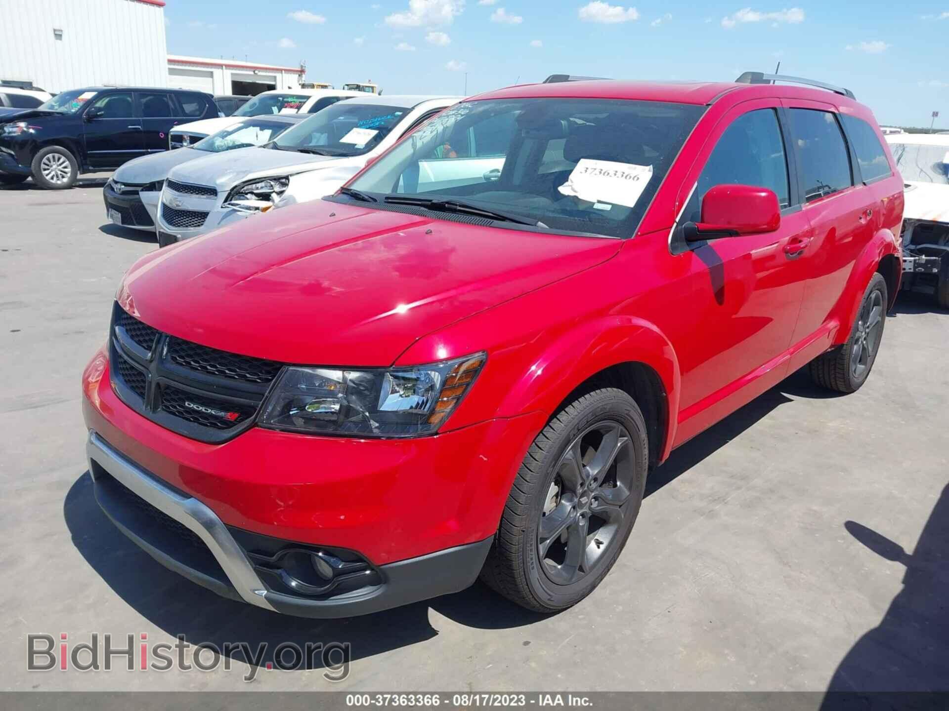 2020 DODGE JOURNEY - VIN: 3C4PDCGB2LT266929 - Фото 2