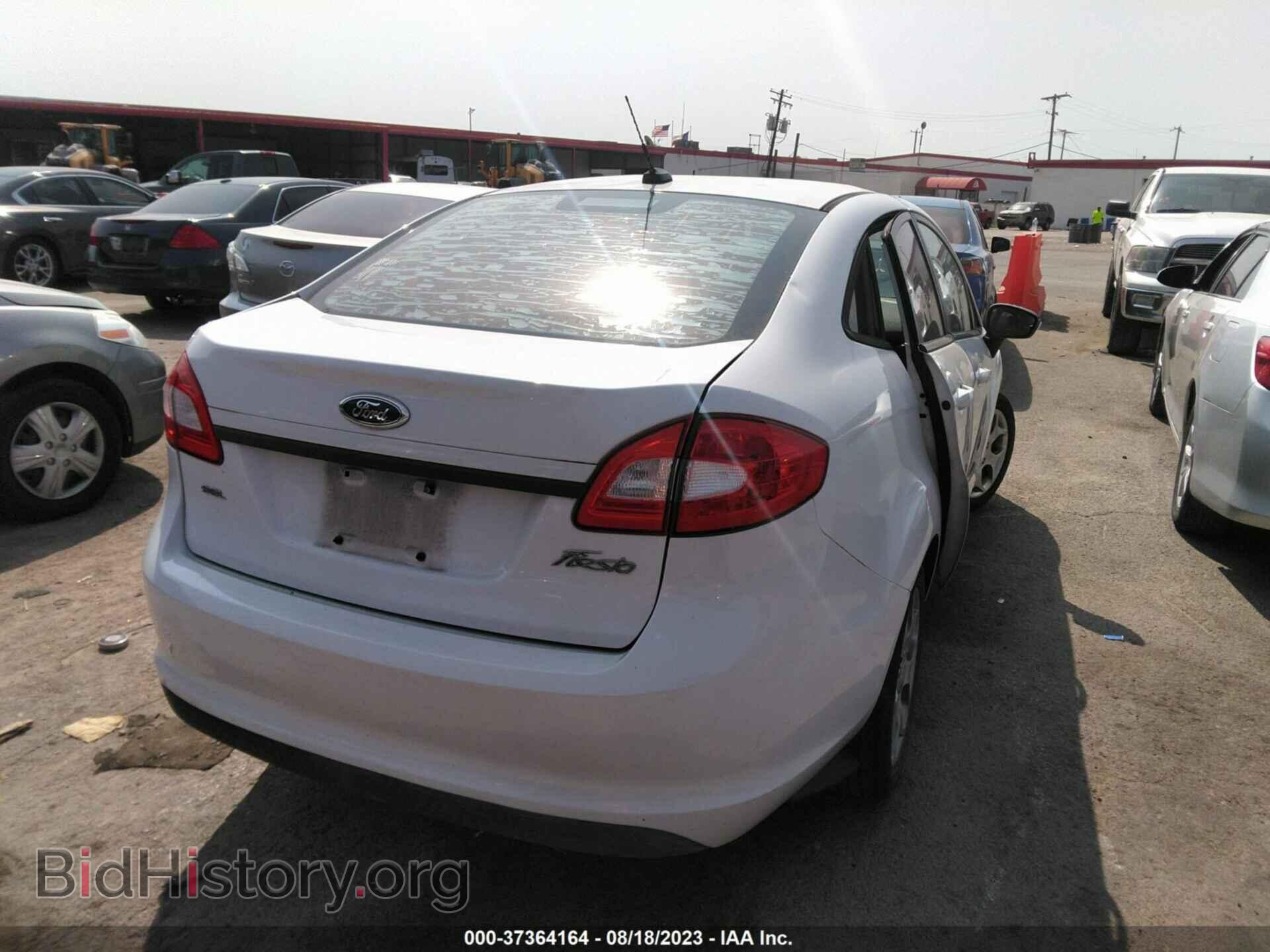 2011 FORD FIESTA - VIN: 3FADP4CJ9BM207825 - Фото 4