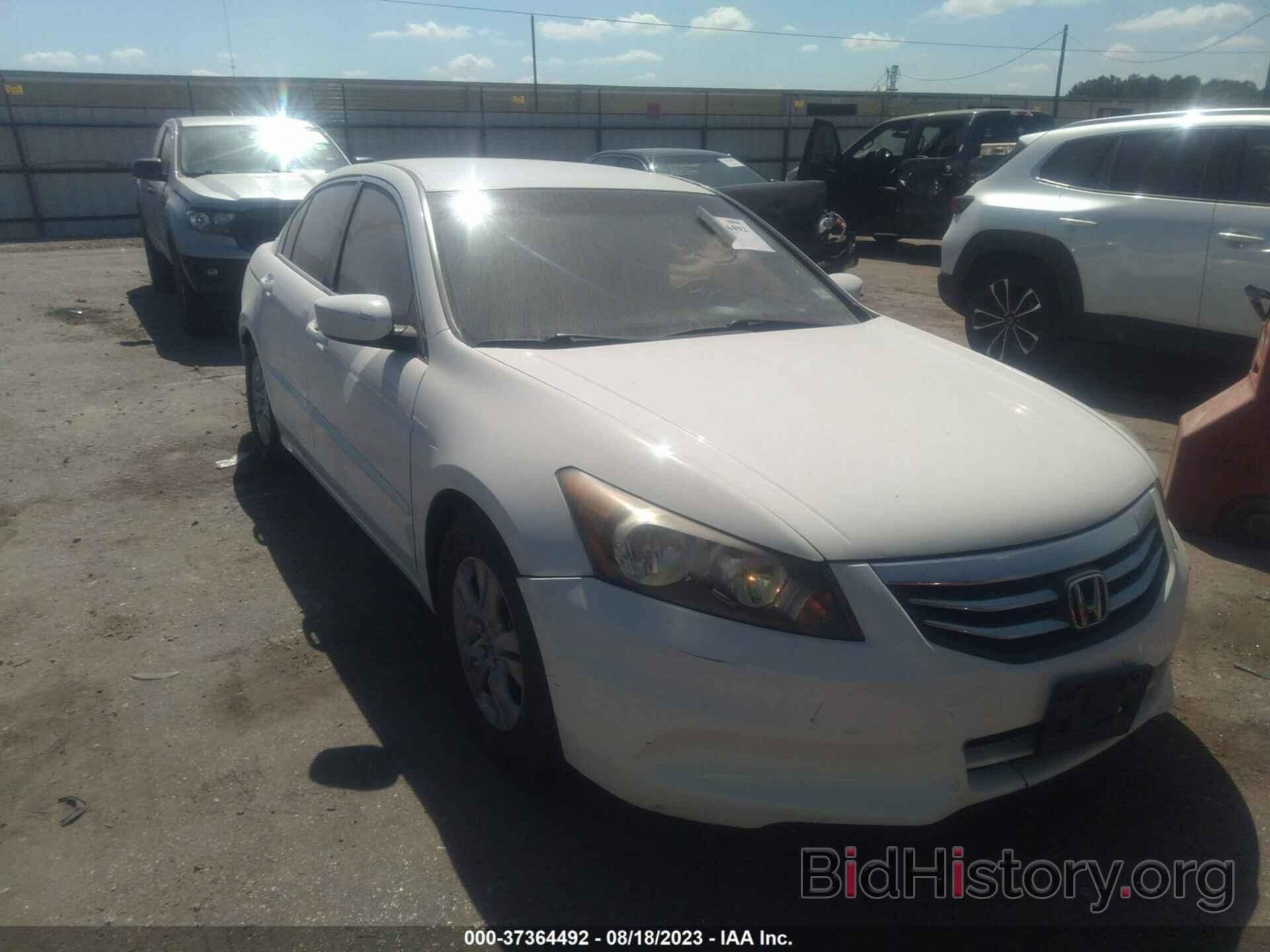 Photo 1HGCP2F65CA031180 - HONDA ACCORD SDN 2012