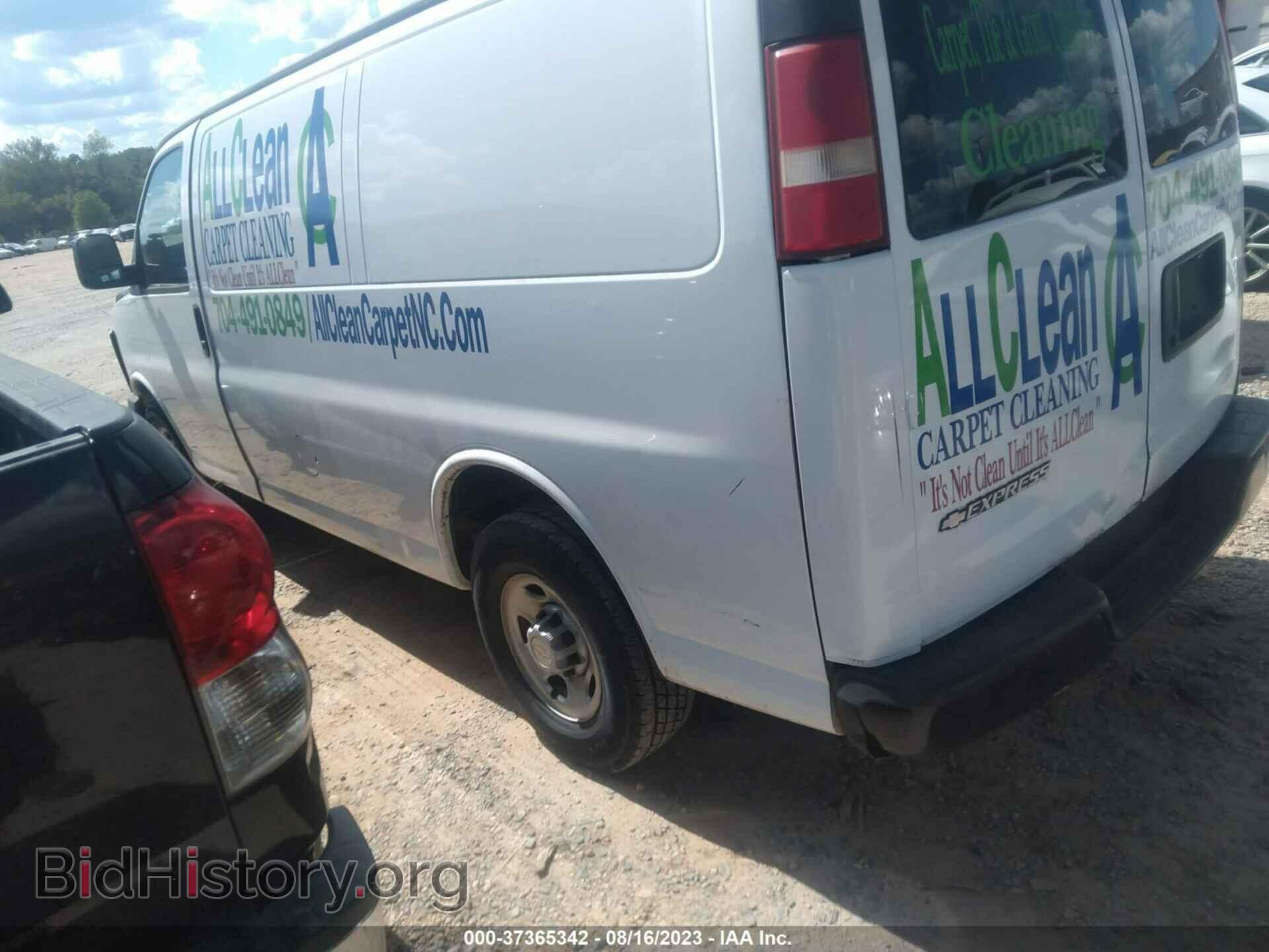 2008 CHEVROLET EXPRESS CARGO VAN - VIN: 1GCGG25C381184591 - Фото 3