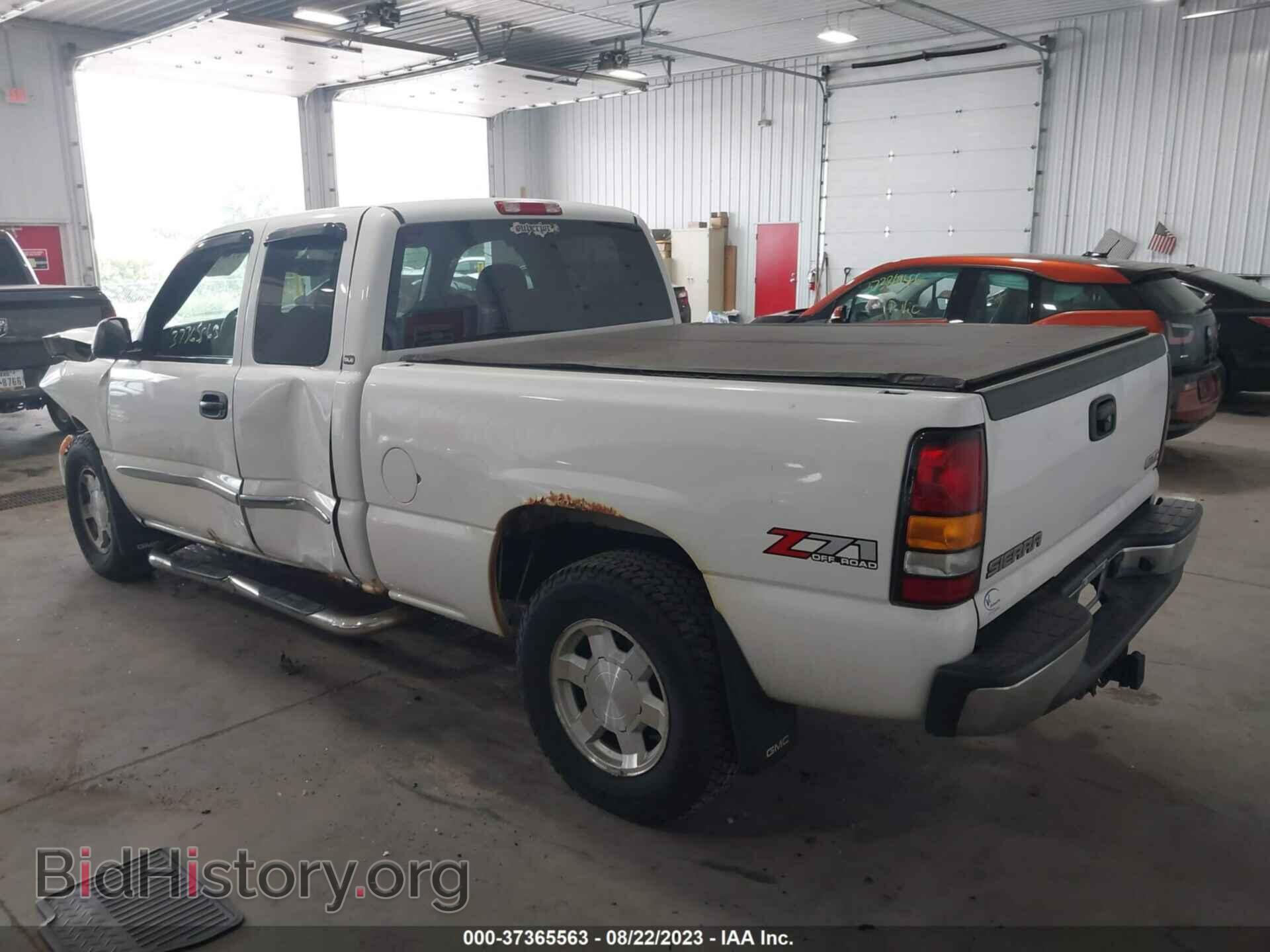 2006 GMC SIERRA 1500 - VIN: 1GTEK19B96E274853 - Фото 3