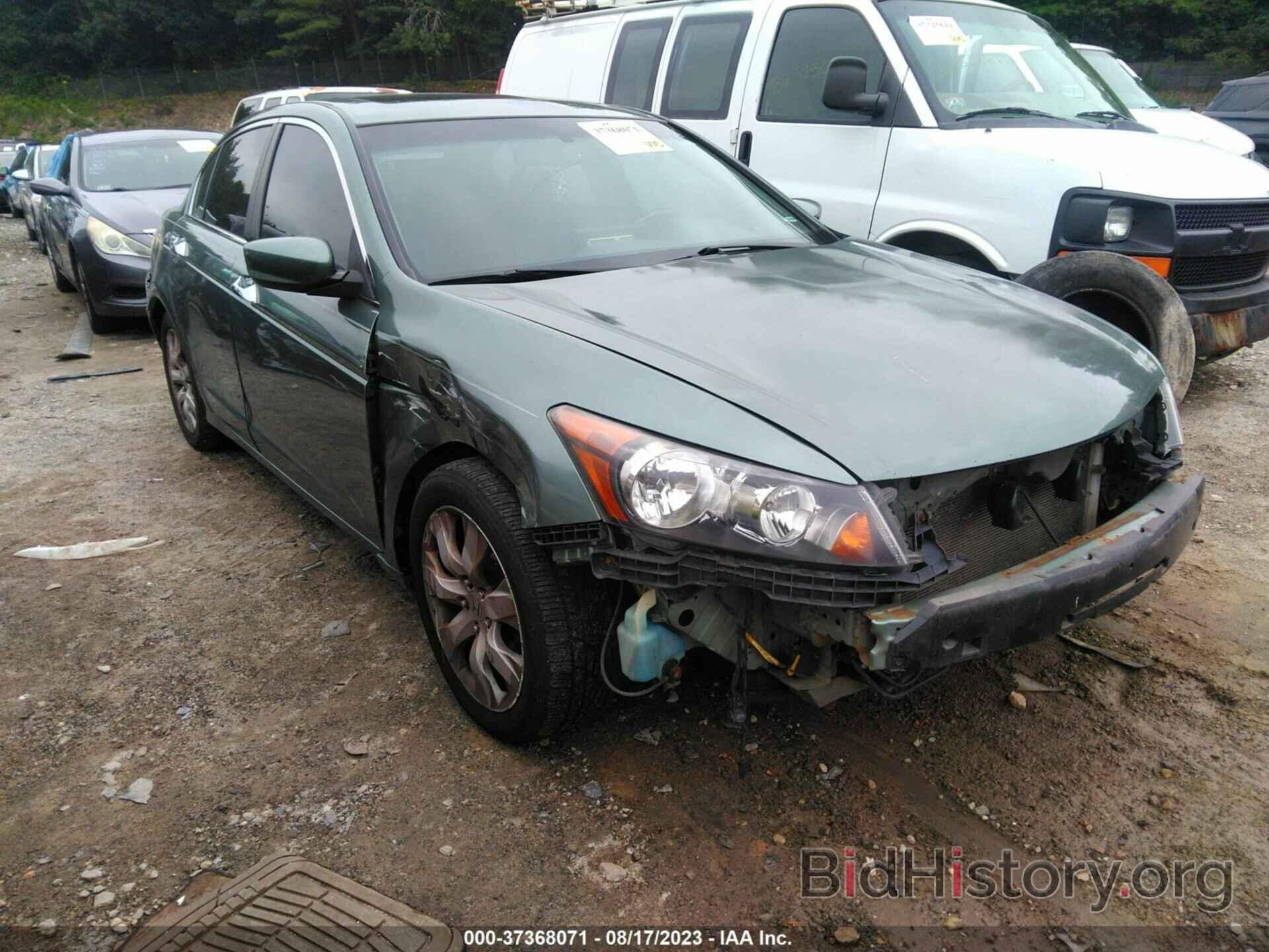 Фотография 1HGCP3F84AA006923 - HONDA ACCORD SDN 2010