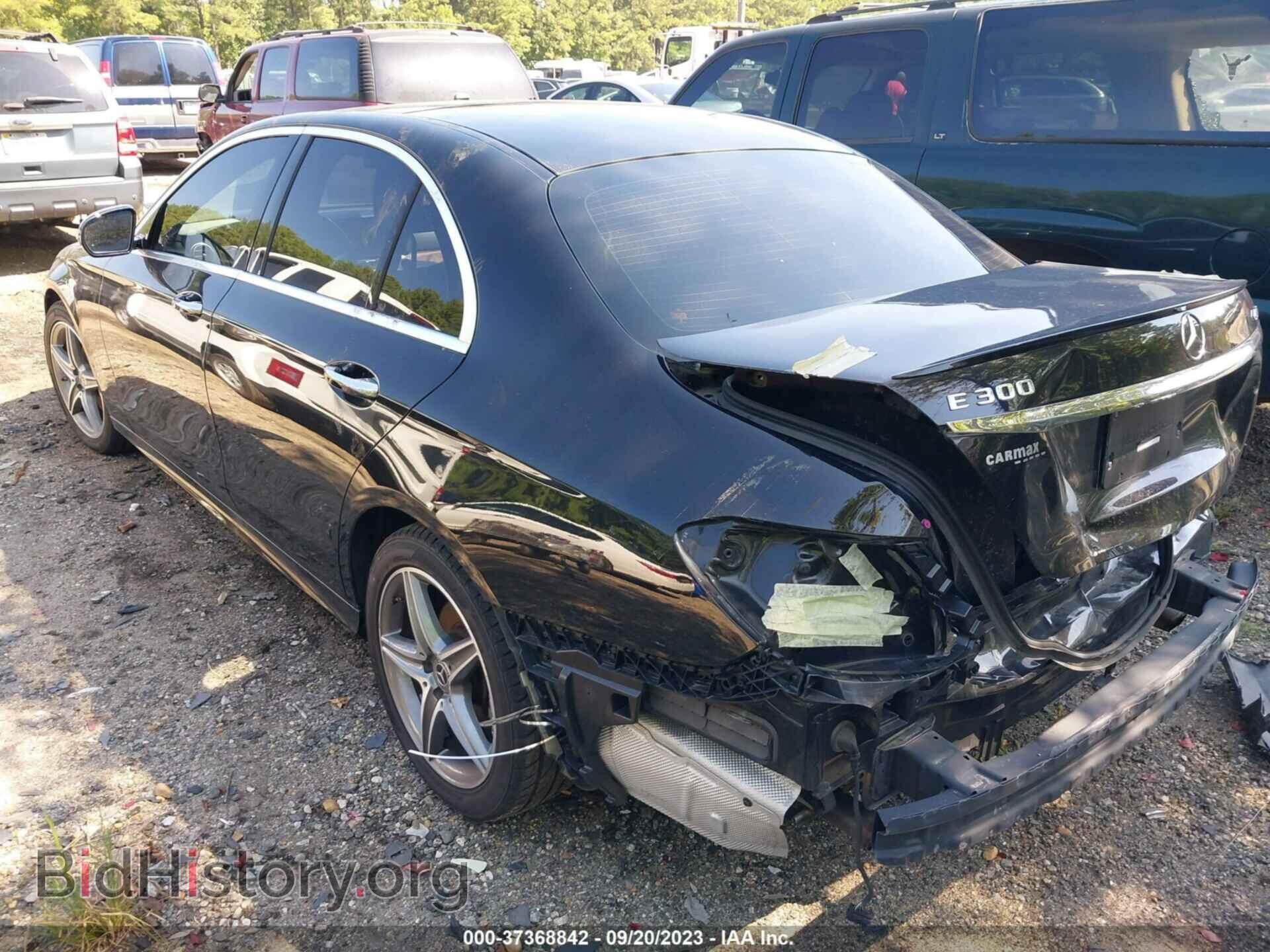 2017 MERCEDES-BENZ E-CLASS - VIN: WDDZF4KB5HA240510 - Фото 3