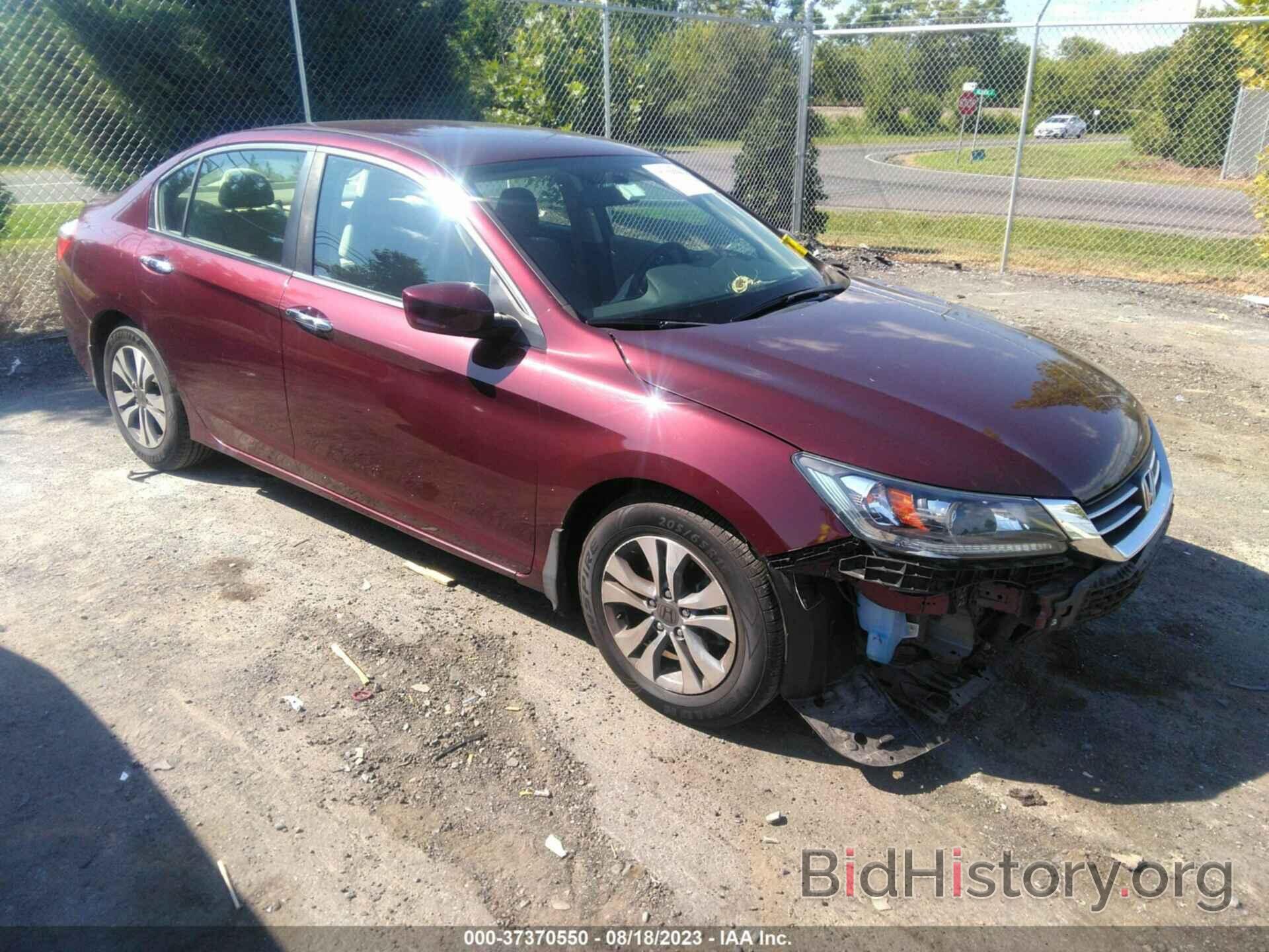 Photo 1HGCR2F36FA153101 - HONDA ACCORD SEDAN 2015