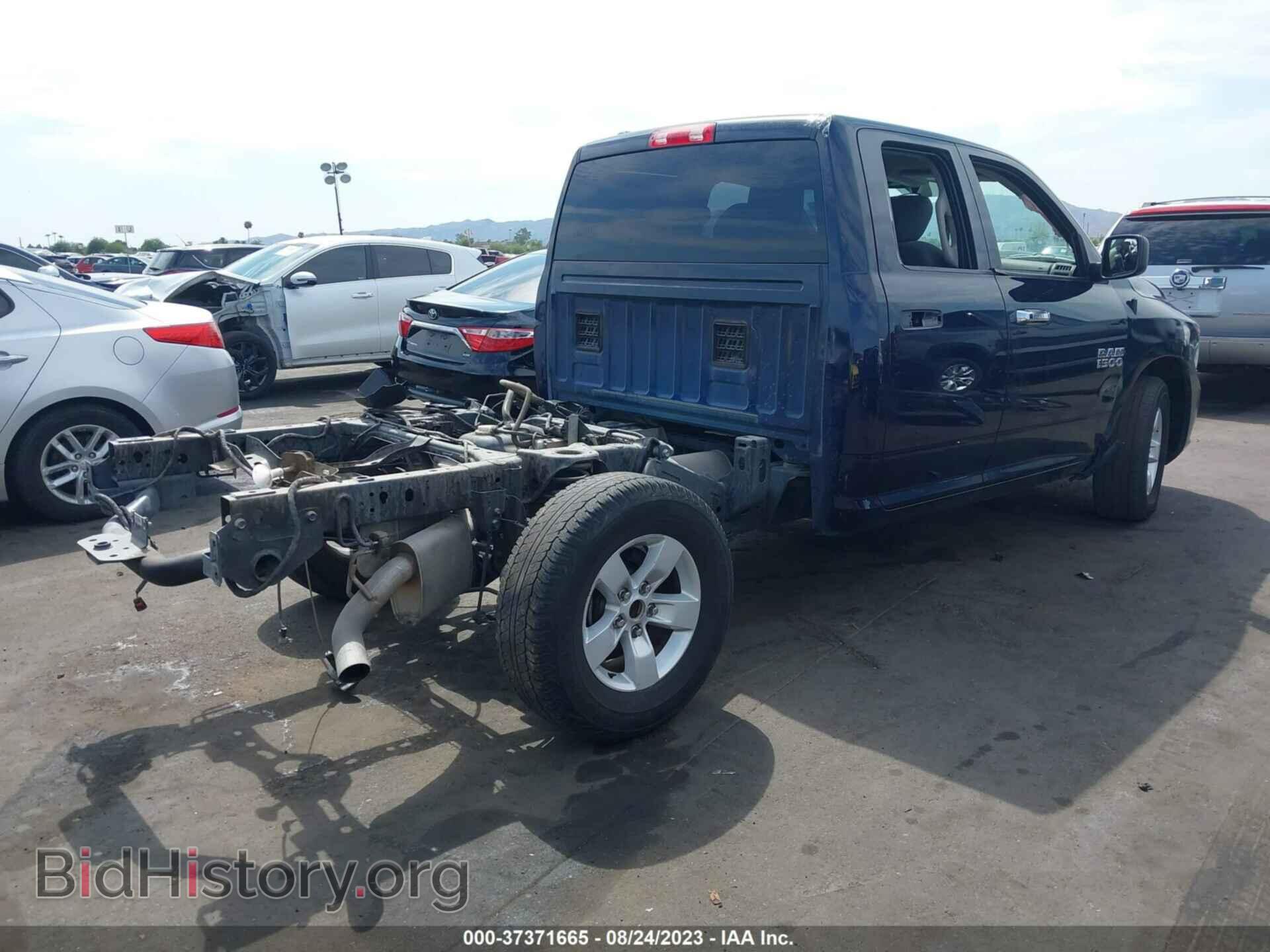 2017 RAM 1500 - VIN: 1C6RR6FG8HS804669 - Фото 4