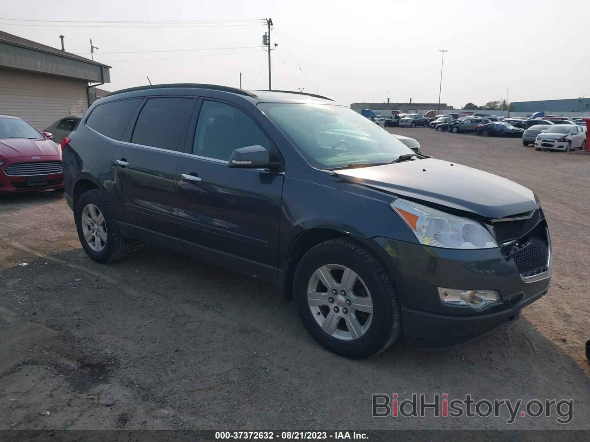 Photo 1GNKVGED7BJ307975 - CHEVROLET TRAVERSE 2011