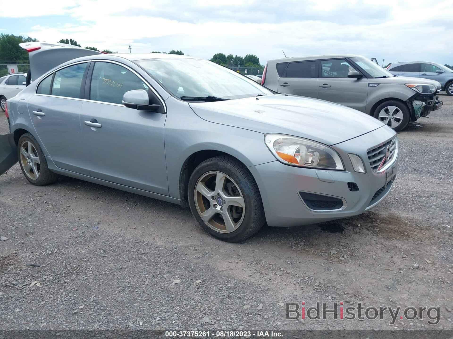 Photo YV1612FH3D2188128 - VOLVO S60 2013