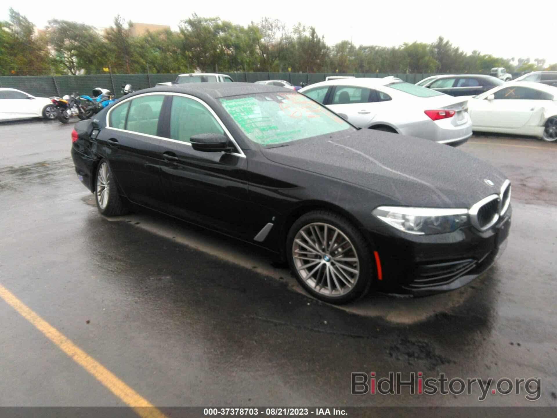 Photo WBAJA9C55KB393804 - BMW 5 SERIES 2019