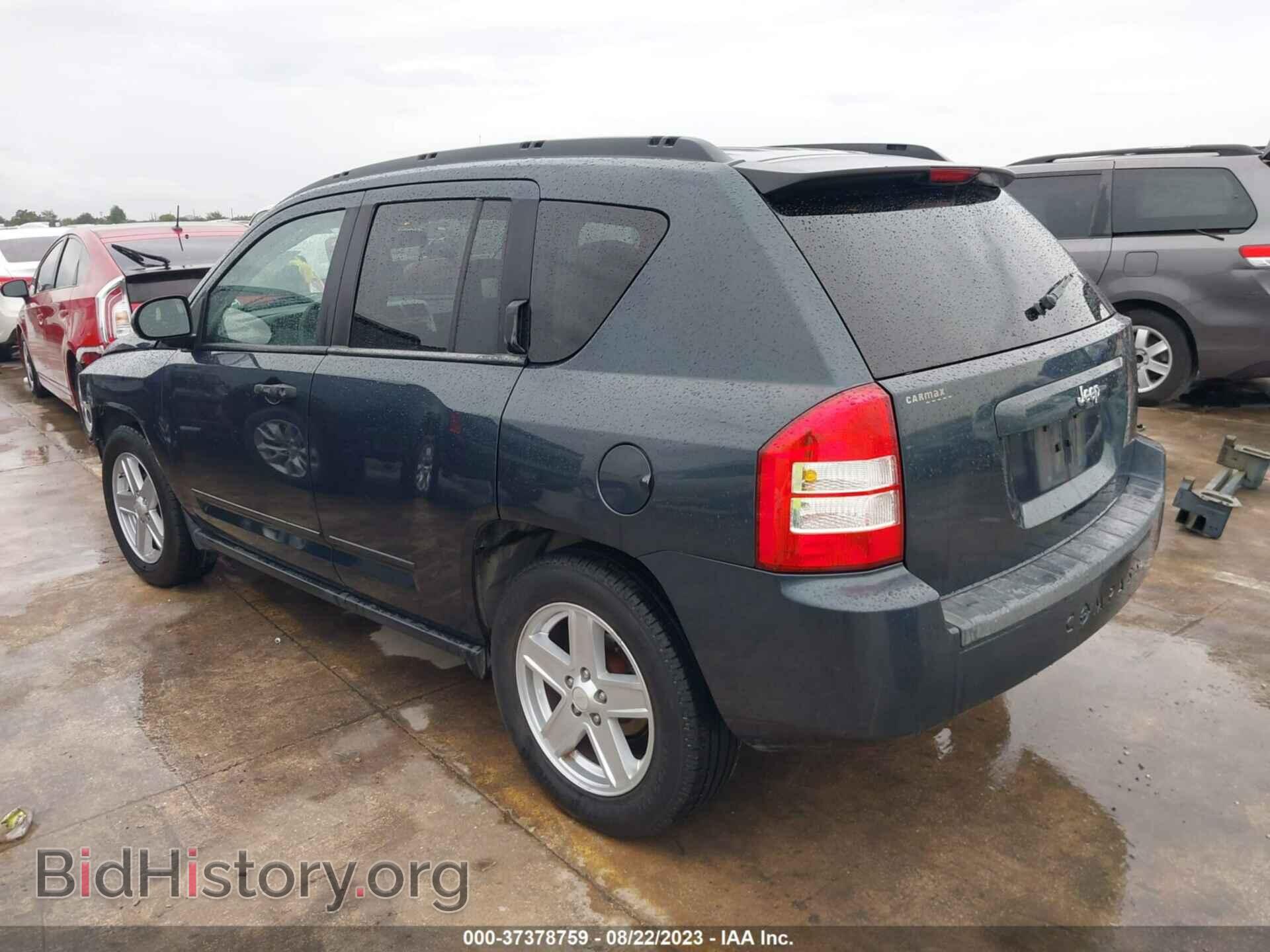 2008 JEEP COMPASS - VIN: 1J8FT47028D570948 - Фото 3