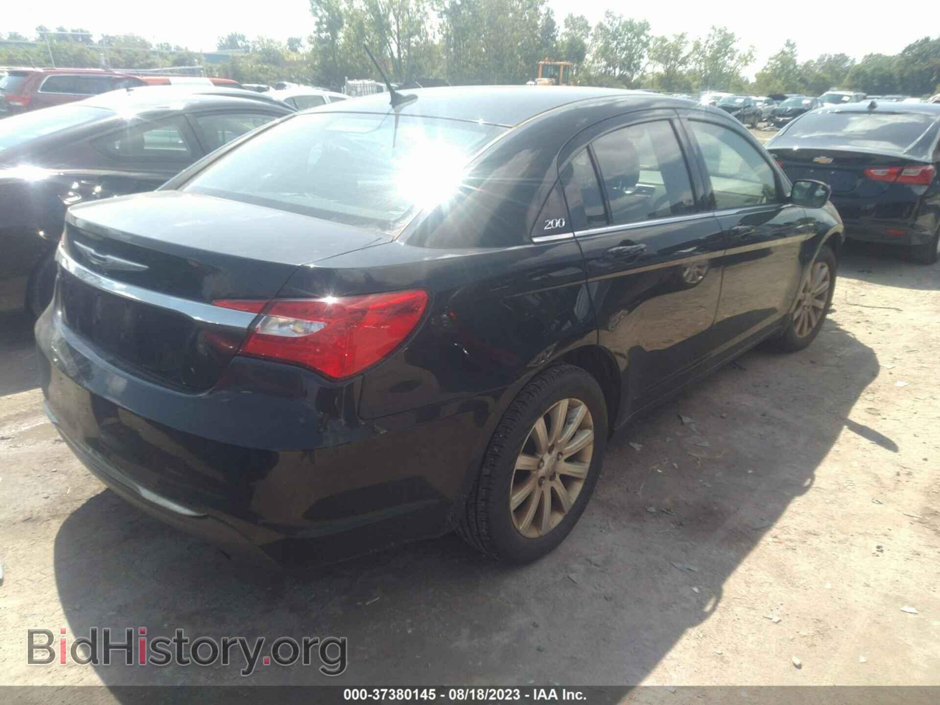 2013 CHRYSLER 200 - VIN: 1C3CCBBB3DN727984 - Photo 4