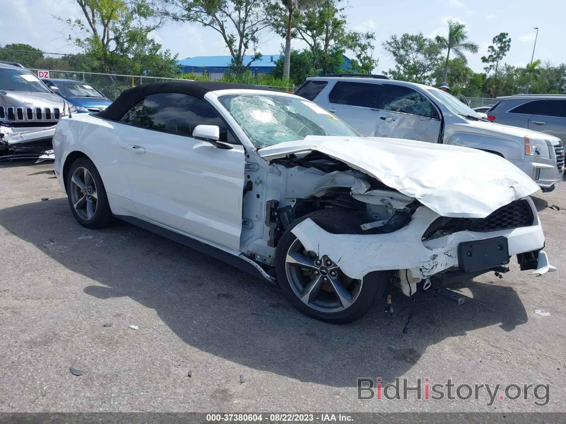 Photo 1FATP8EM4F5393179 - FORD MUSTANG 2015