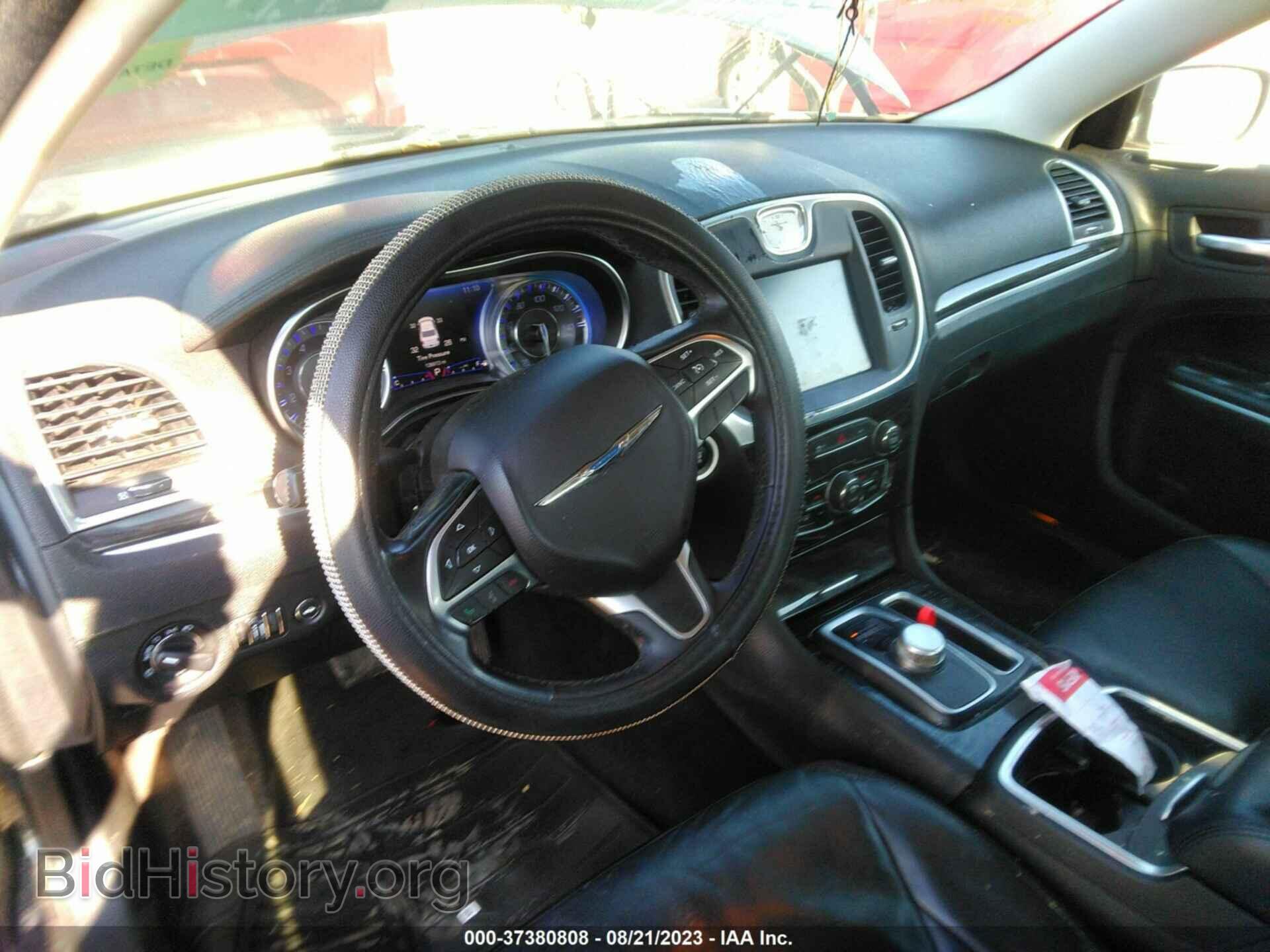 2016 CHRYSLER 300 - VIN: 2C3CCAAG3GH243303 - Фото 5