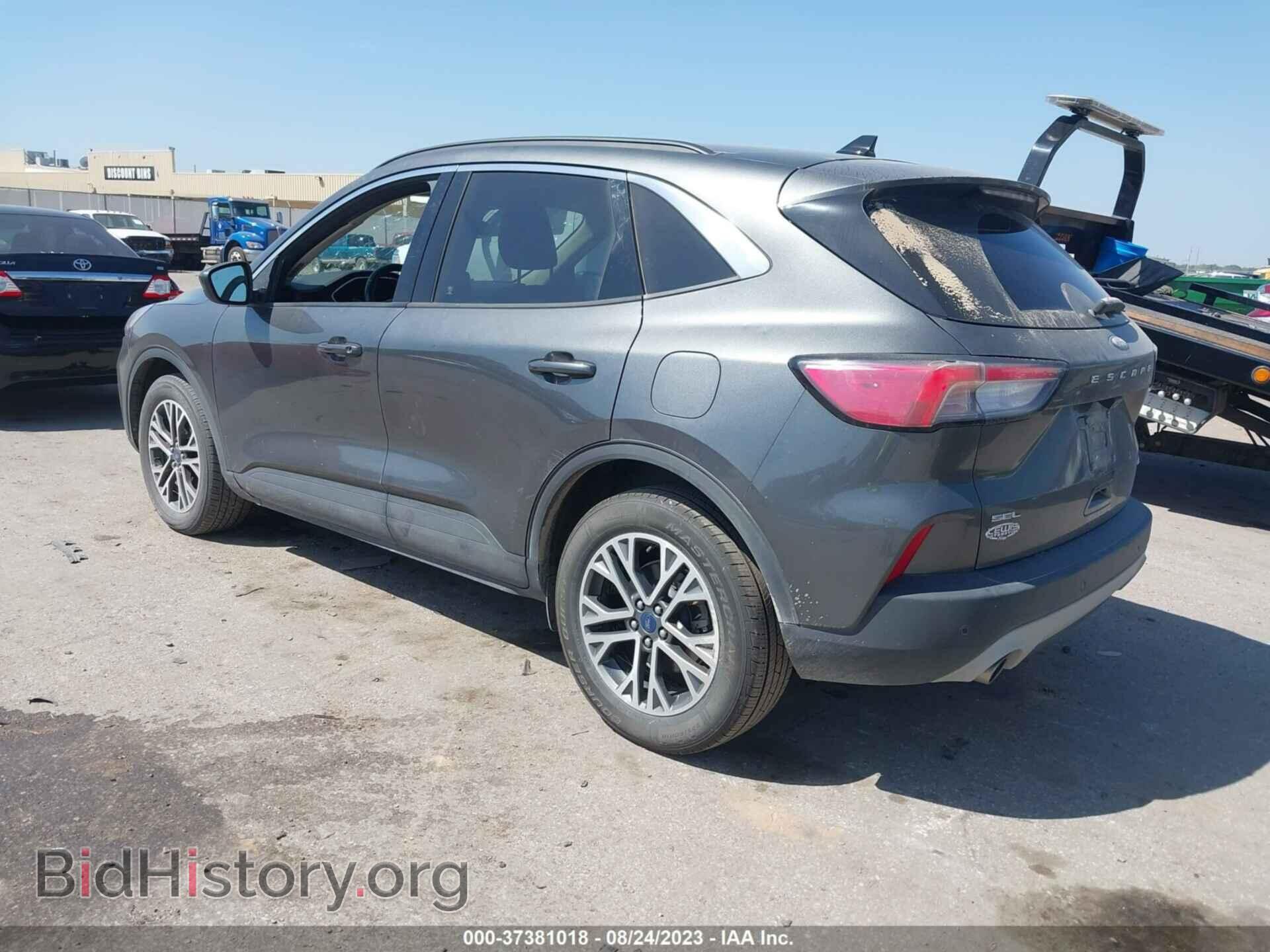 2020 FORD ESCAPE - VIN: 1FMCU9H69LUA81233 - Фото 3