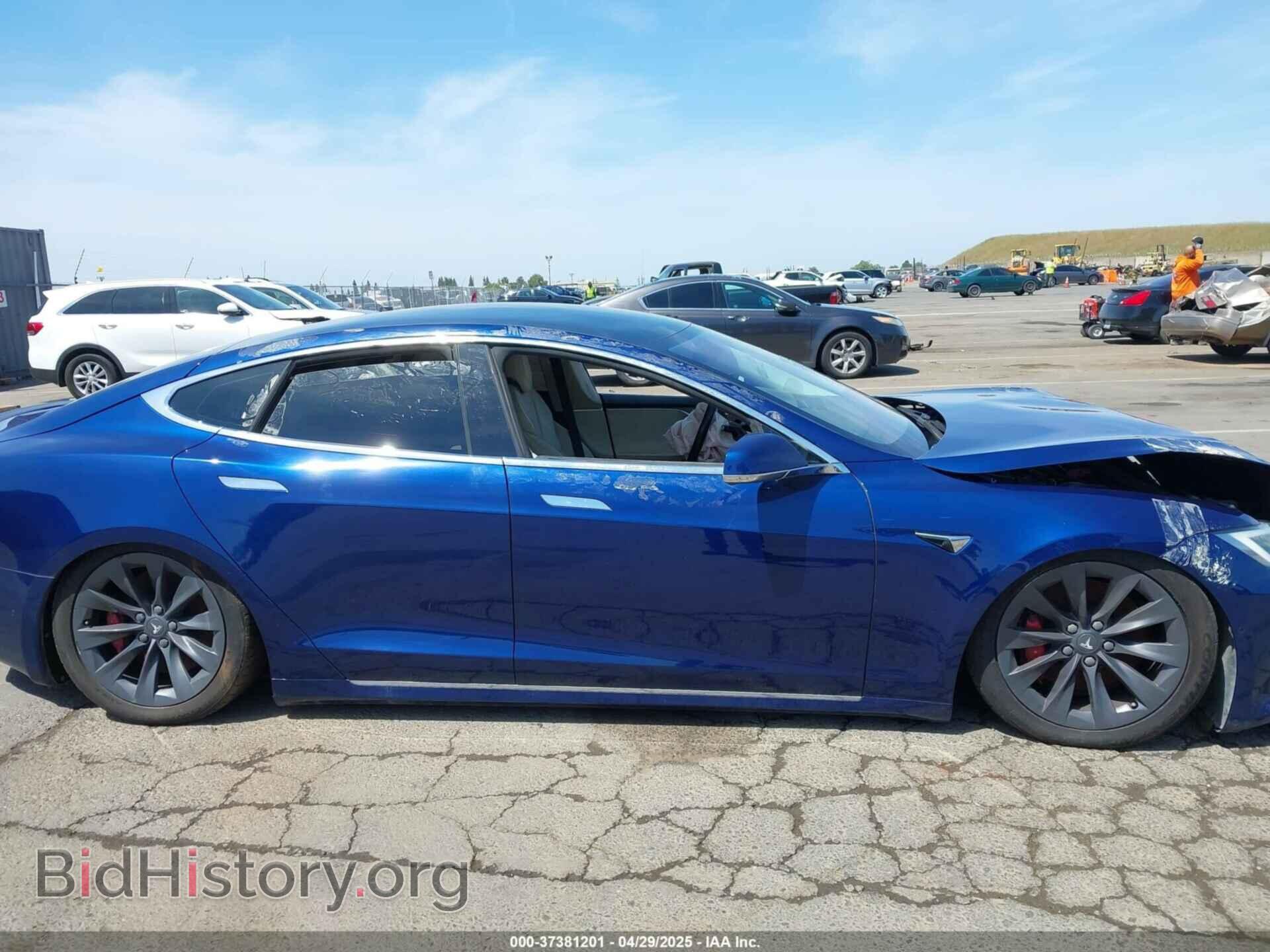 2017 TESLA MODEL S - VIN: 5YJSA1E44HF220391 - Фото 13