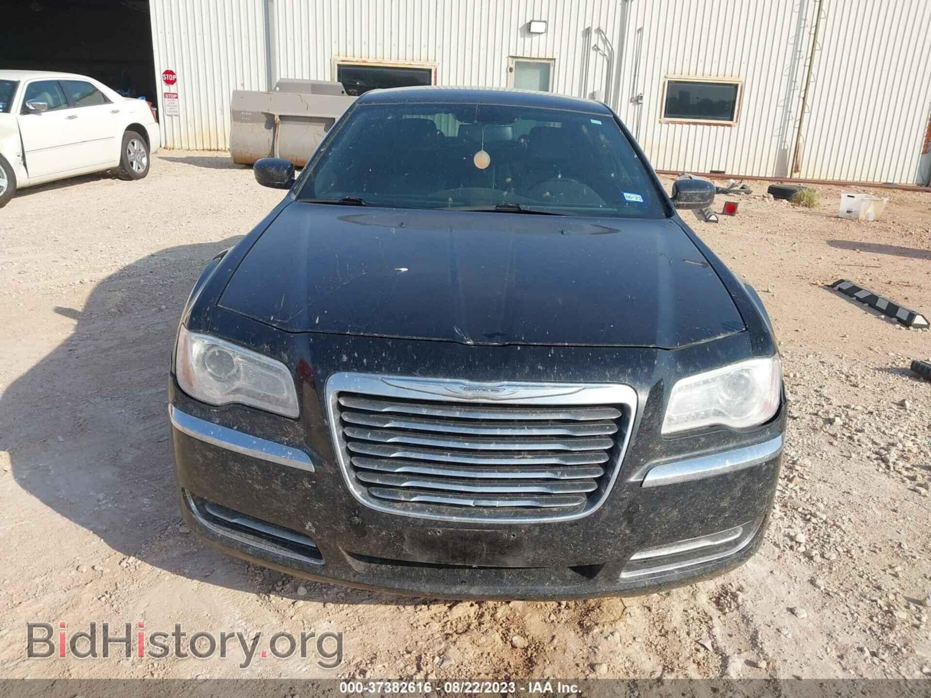 2014 CHRYSLER 300 - VIN: 2C3CCAAG6EH263140 - Фото 12