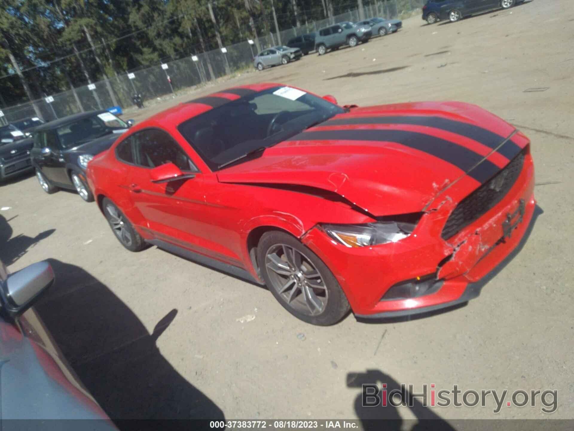 Photo 1FA6P8TH2F5330990 - FORD MUSTANG 2015