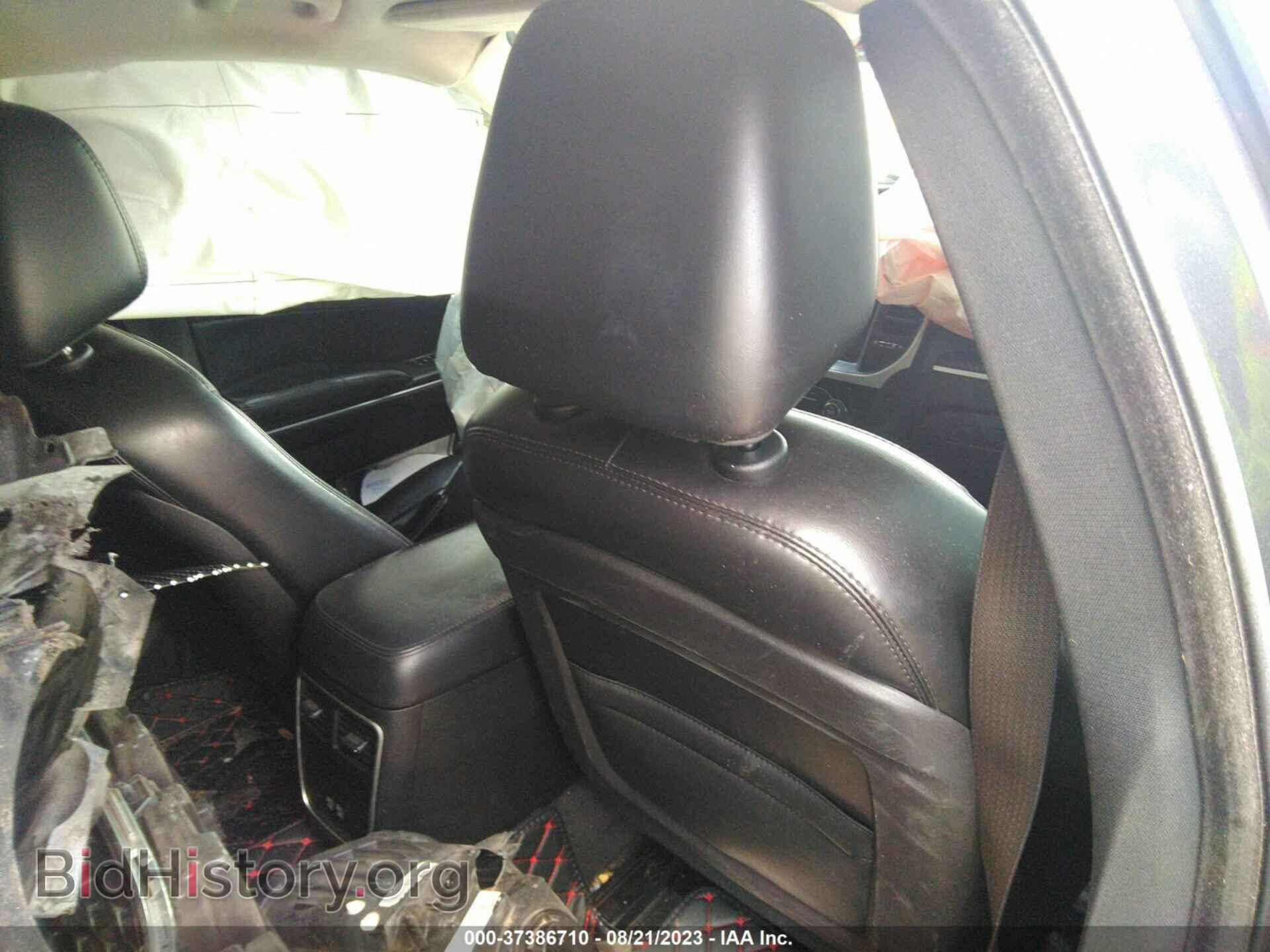 2016 CHRYSLER 300 - VIN: 2C3CCAAG7GH197703 - Фото 8