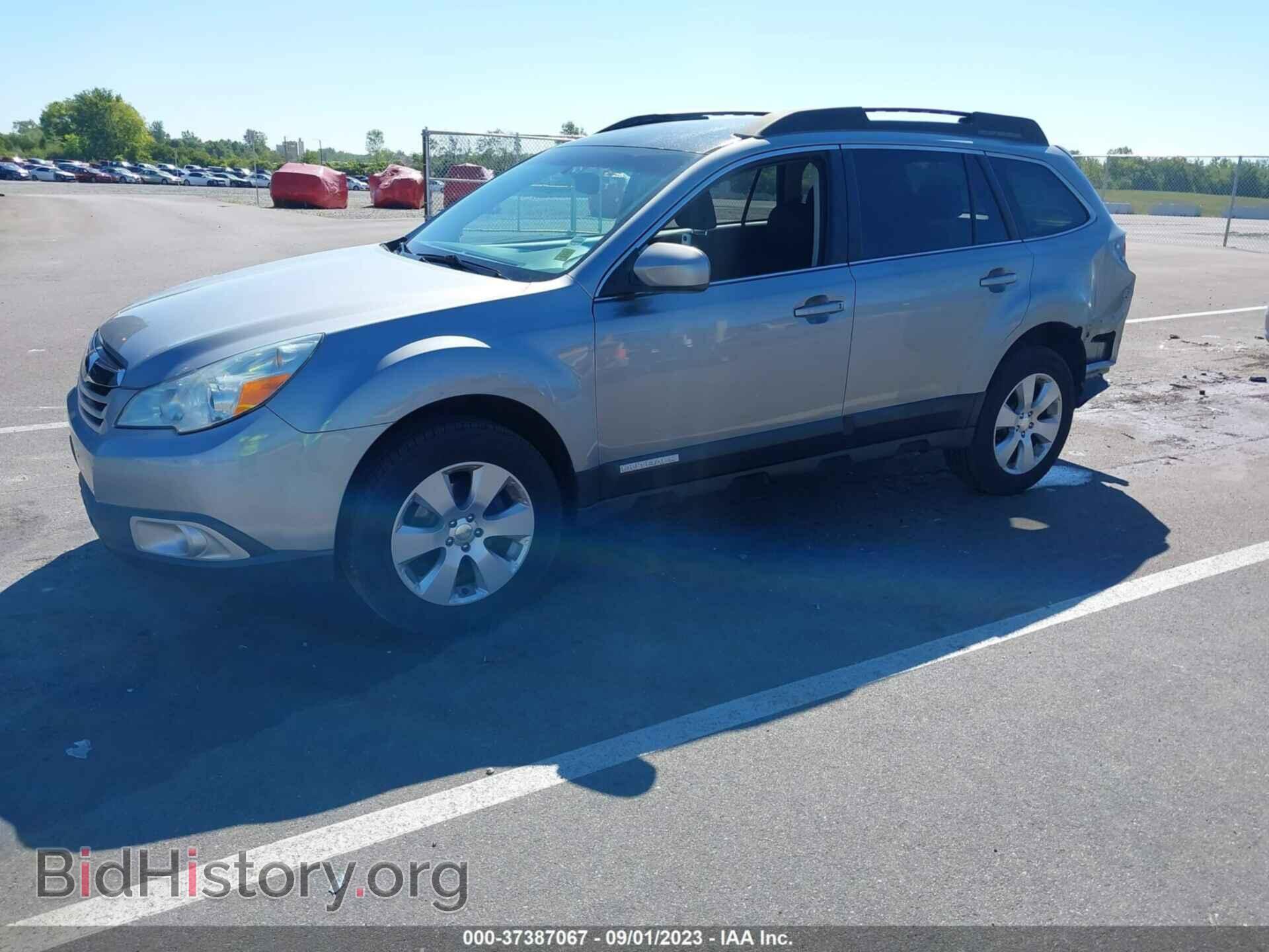 2011 SUBARU OUTBACK - VIN: 4S4BRCCC8B3321819 - Фото 2