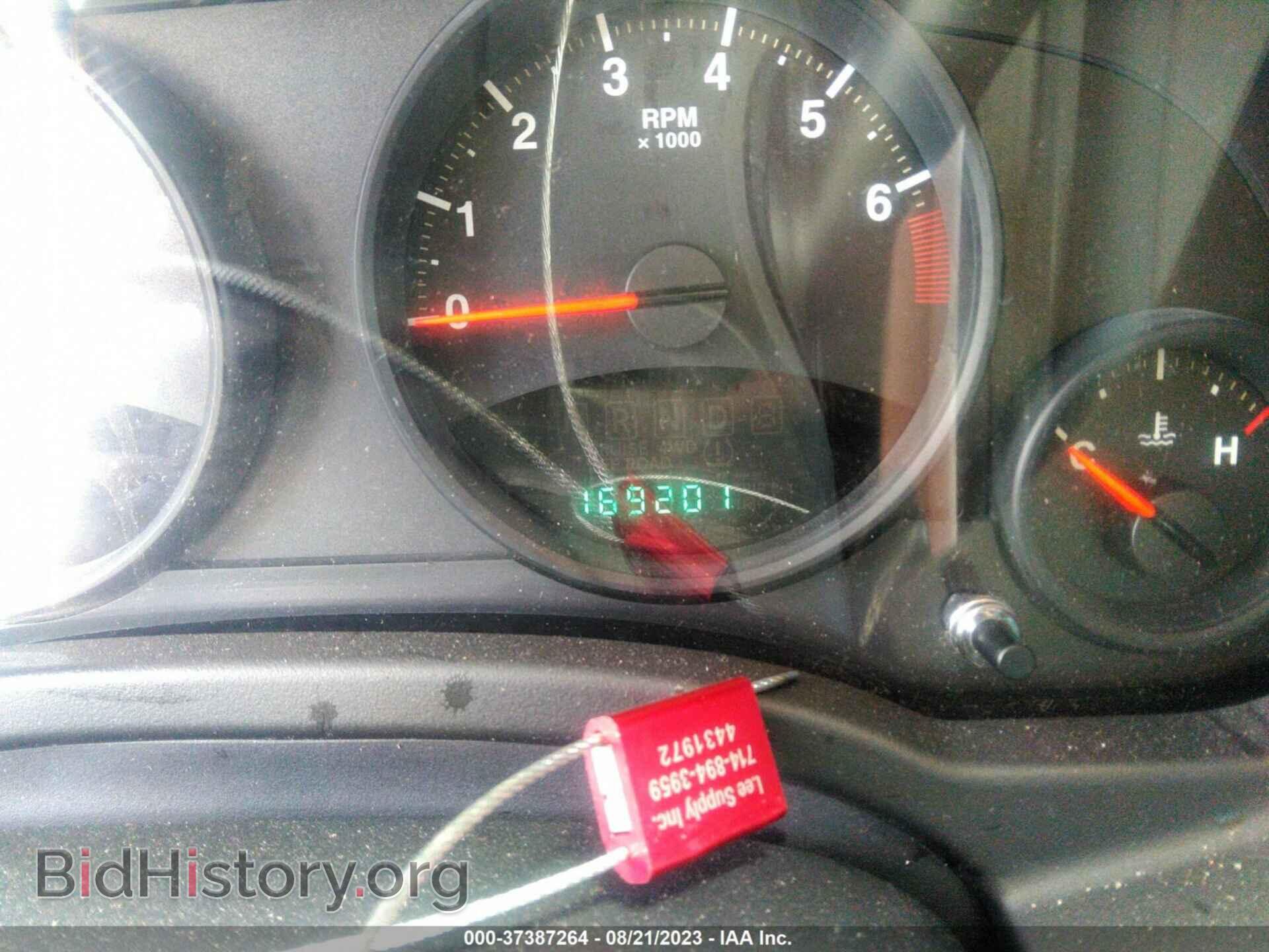 2011 JEEP COMPASS - VIN: 1J4NT1FA7BD256032 - Фото 7