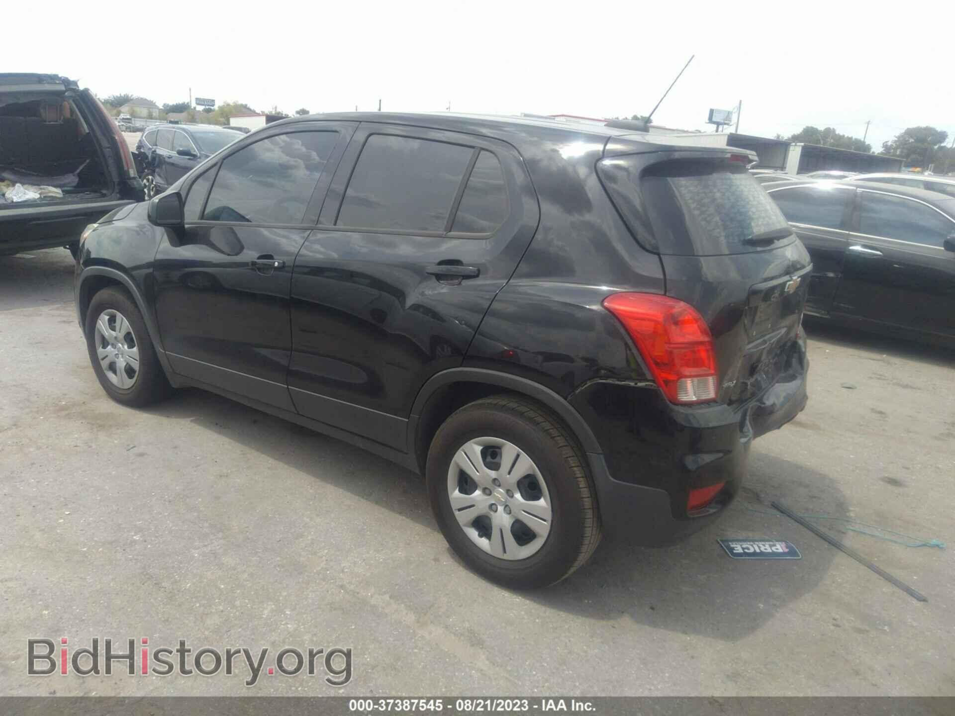 2017 CHEVROLET TRAX - VIN: 3GNCJKSB9HL178791 - Фото 3