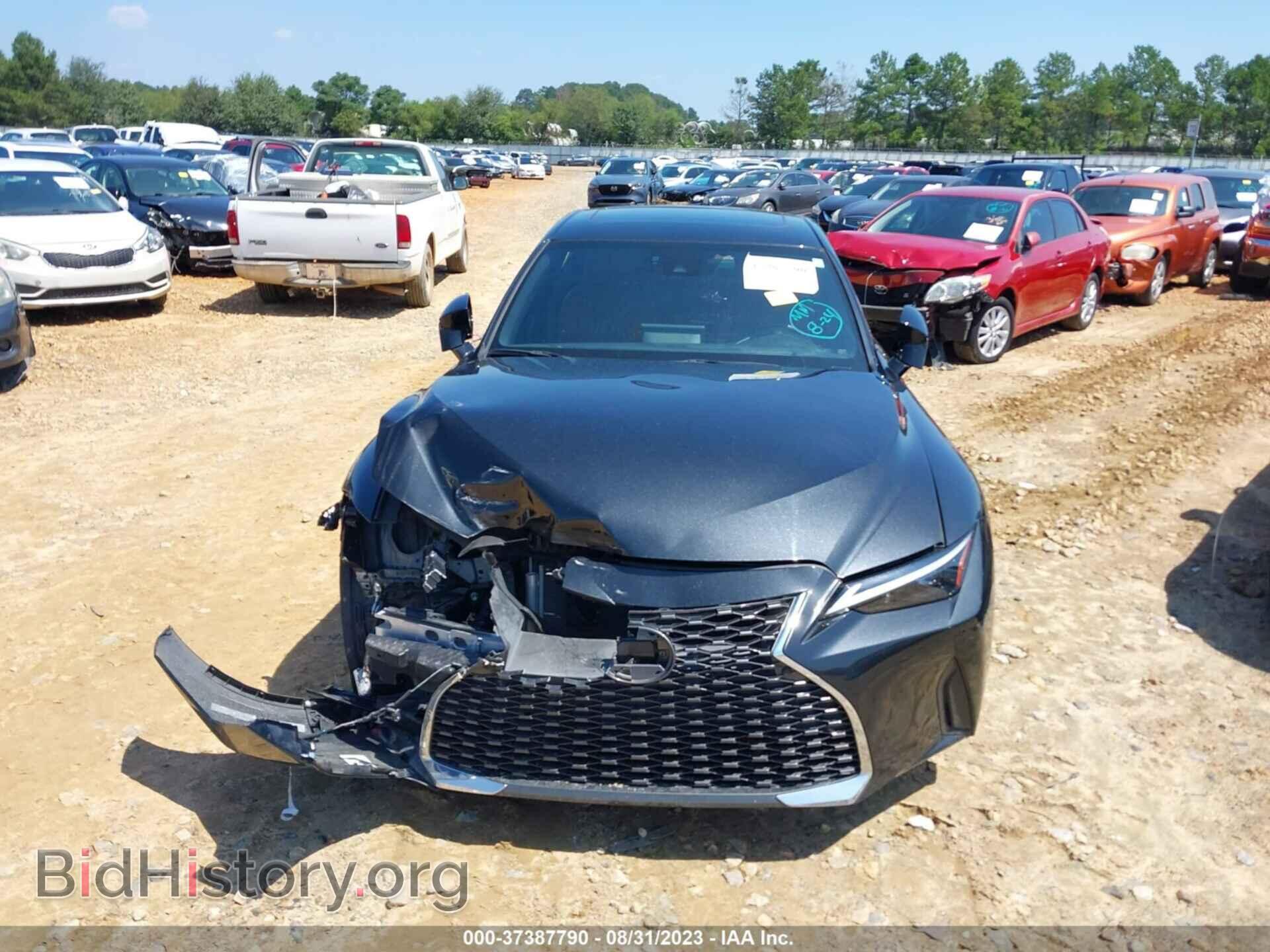 2021 LEXUS IS - VIN: JTHCA1D28M5114847 - Фото 13
