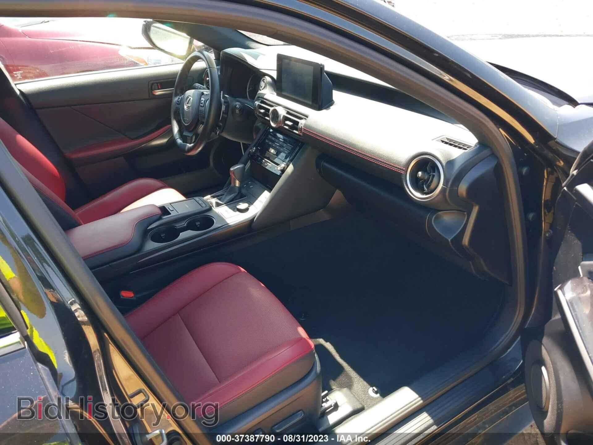 2021 LEXUS IS - VIN: JTHCA1D28M5114847 - Фото 5
