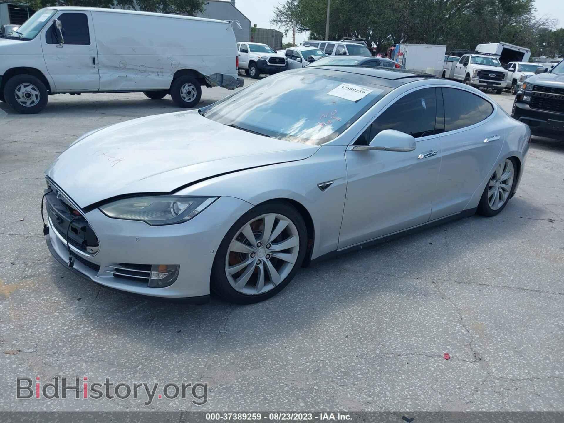 2014 TESLA MODEL S - VIN: 5YJSA1H12EFP65437 - Фото 2