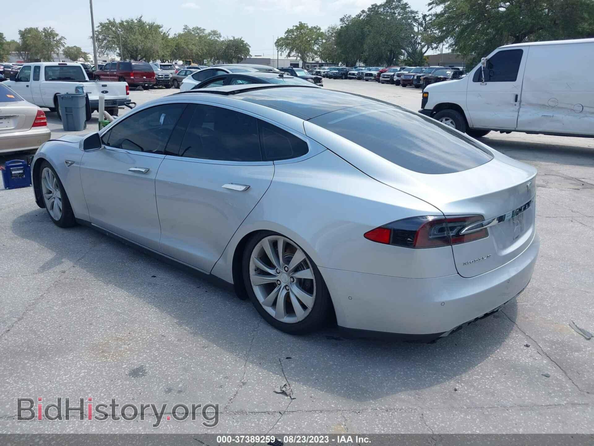 2014 TESLA MODEL S - VIN: 5YJSA1H12EFP65437 - Фото 3