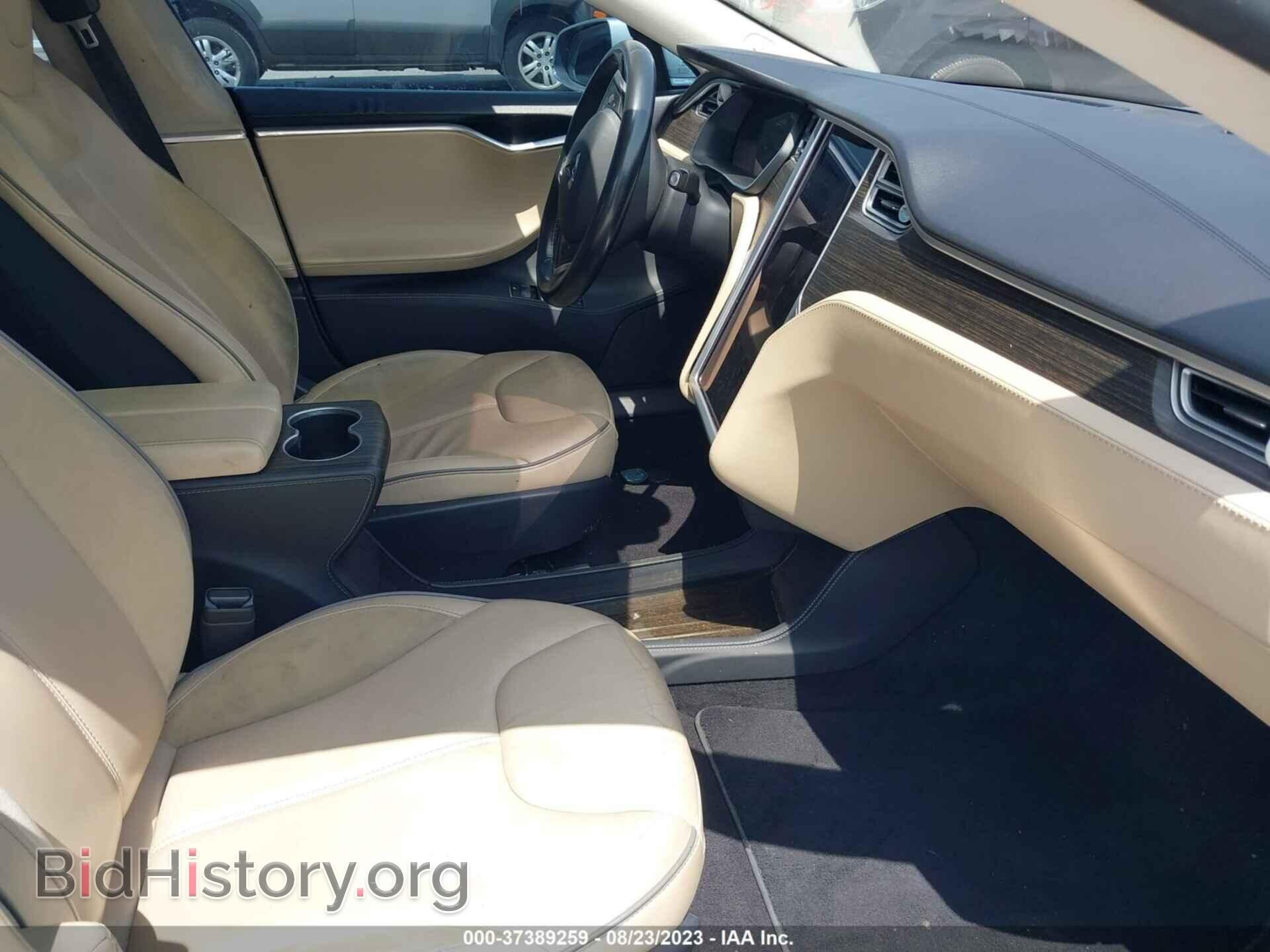 2014 TESLA MODEL S - VIN: 5YJSA1H12EFP65437 - Фото 5