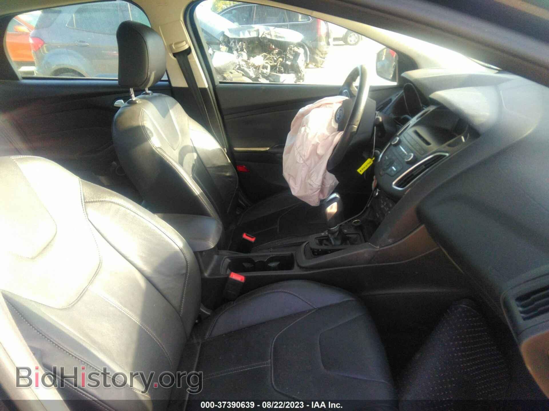 2016 FORD FOCUS - VIN: 1FADP3F23GL266442 - Фото 5