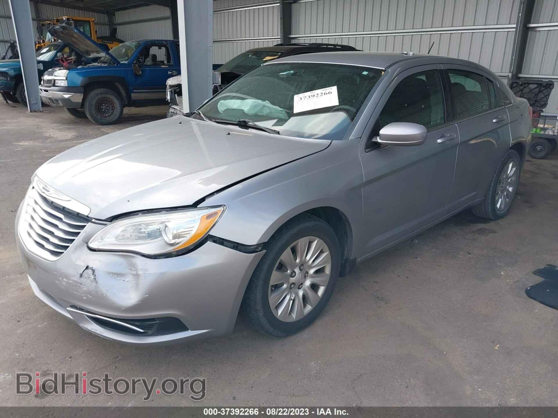 2014 CHRYSLER 200 - VIN: 1C3CCBABXEN206599 - Фото 2