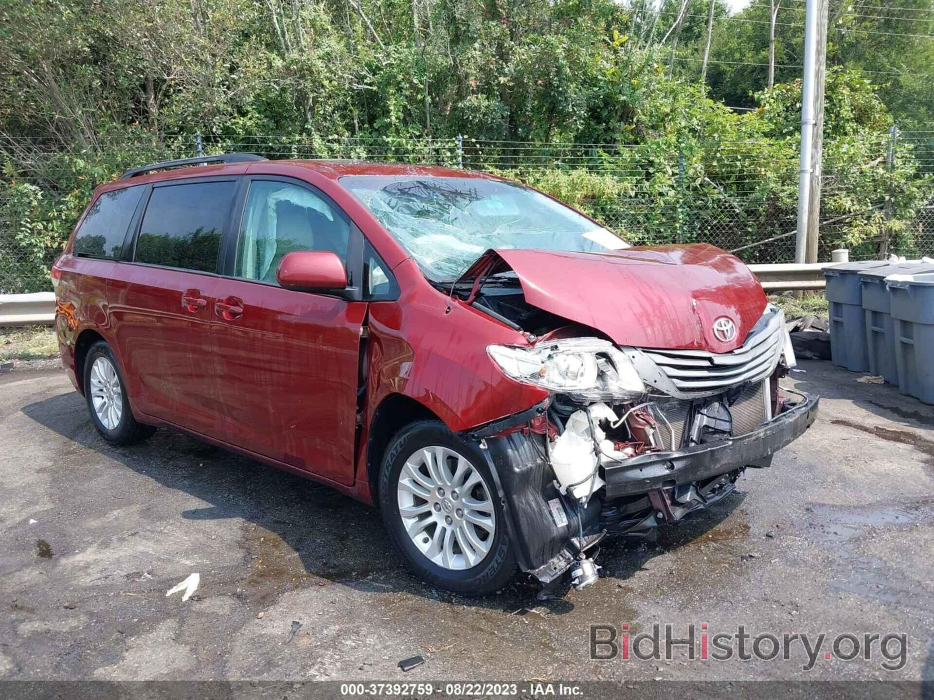 Фотография 5TDYK3DC2DS390086 - TOYOTA SIENNA 2013