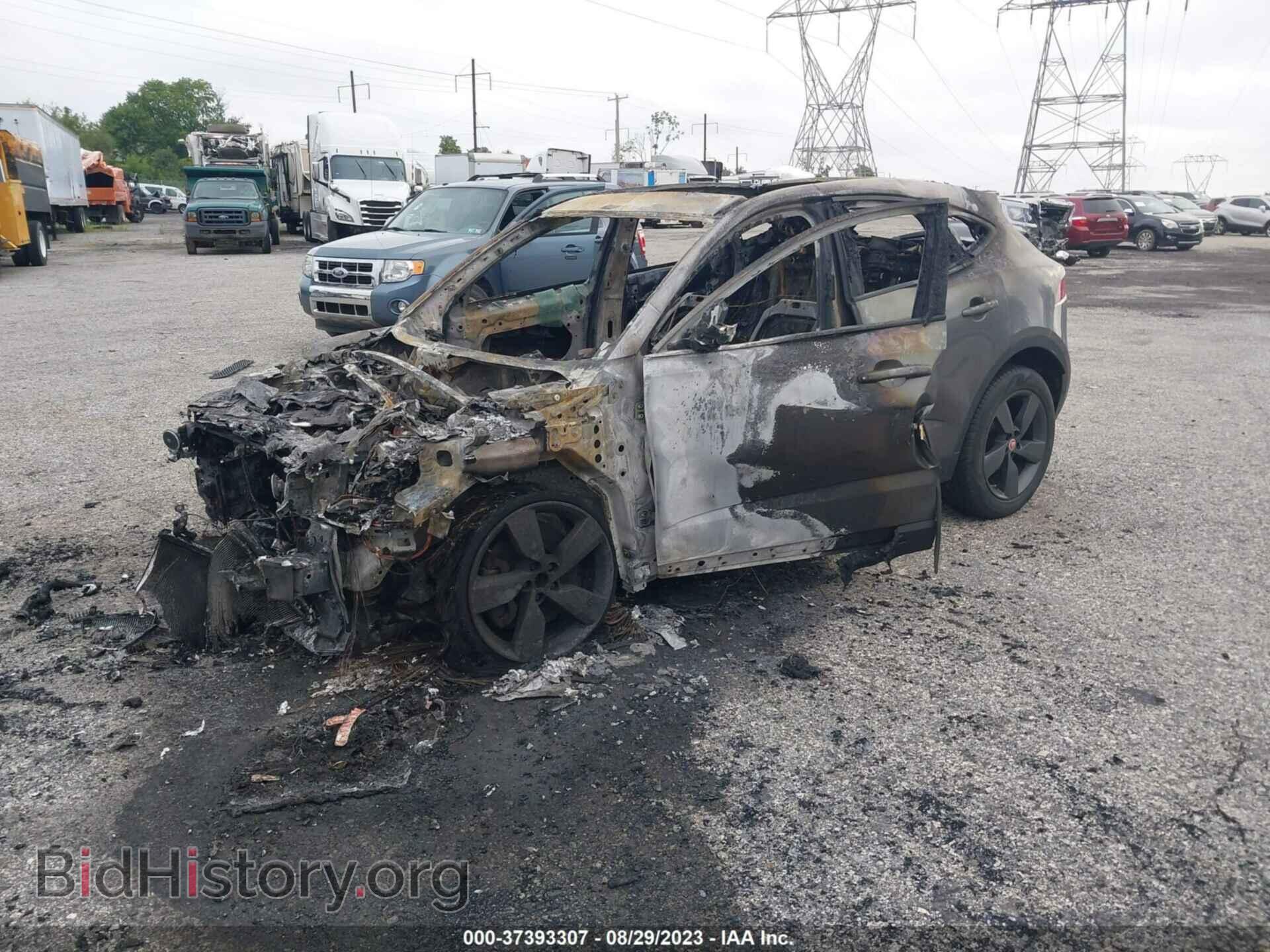 2020 JAGUAR E-PACE - VIN: SADFP2FX0L1Z83089 - Photo 2
