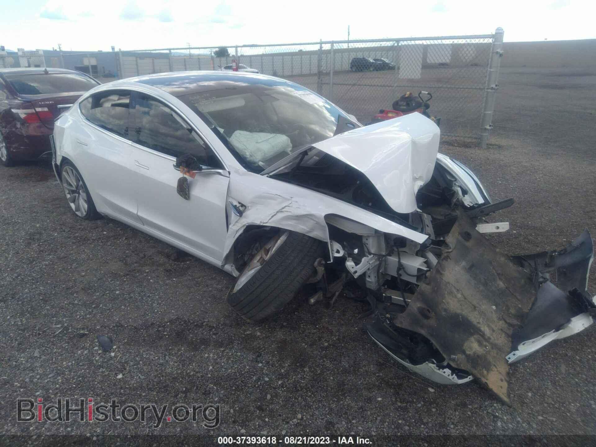 Фотография 5YJ3E1EA0JF046940 - TESLA MODEL 3 2018