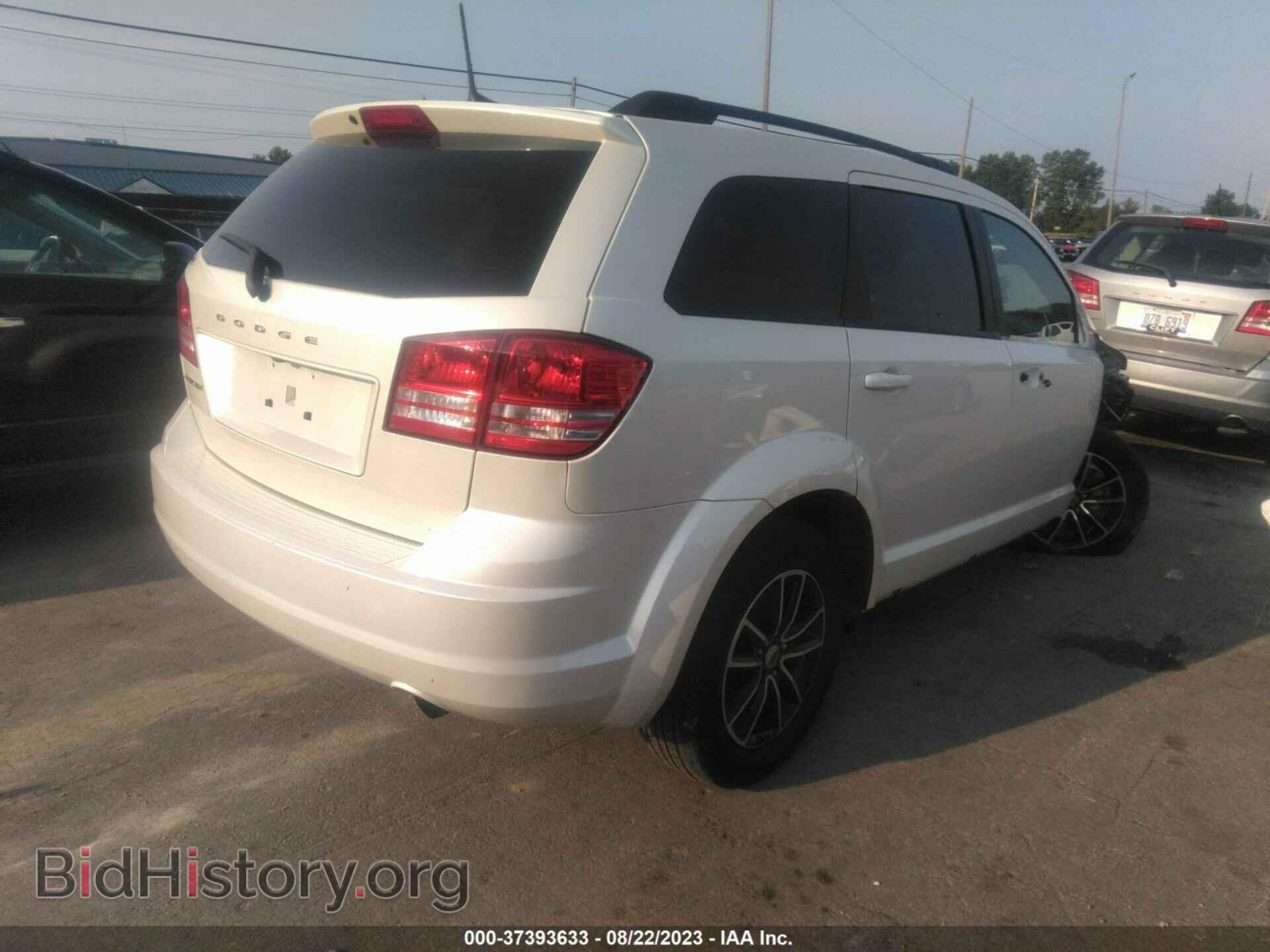 2018 DODGE JOURNEY - VIN: 3C4PDCAB7JT497542 - Фото 4