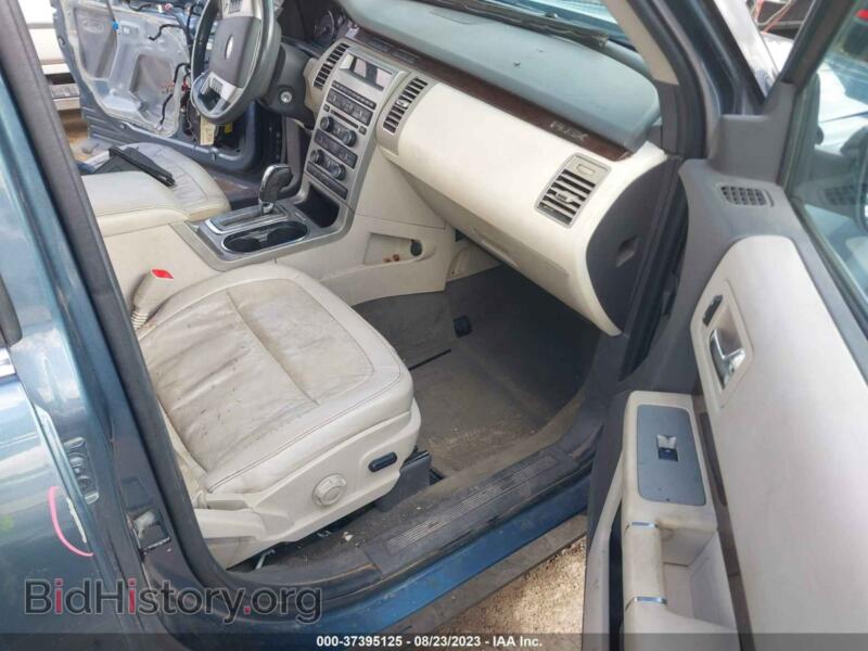 2010 Ford FLEX (VIN 2FMHK6CC5ABB21303) — фото 5 из 12