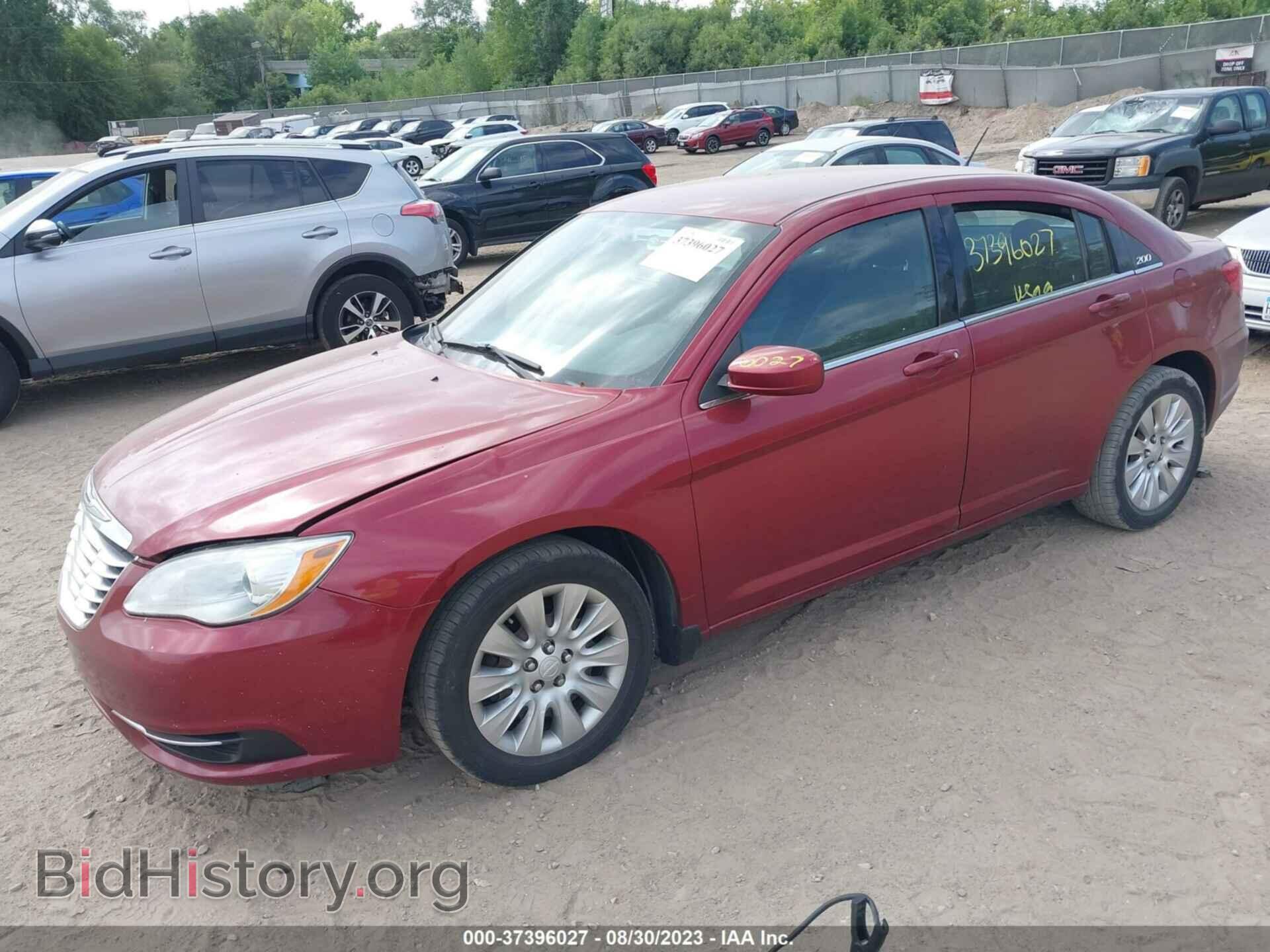 2012 CHRYSLER 200 - VIN: 1C3CCBAB7CN262917 - Фото 2