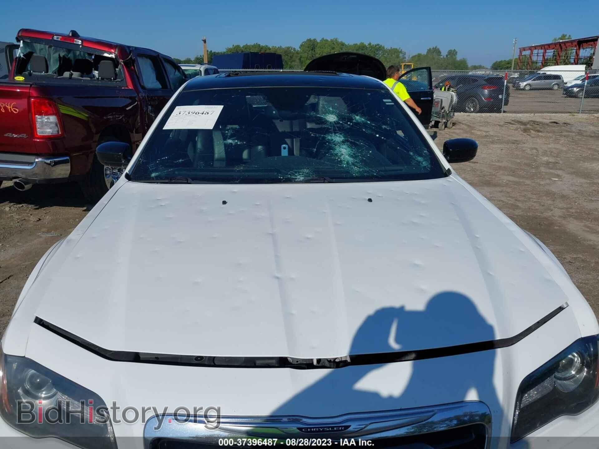 2013 CHRYSLER 300 - VIN: 2C3CCAGG1DH590521 - Фото 6