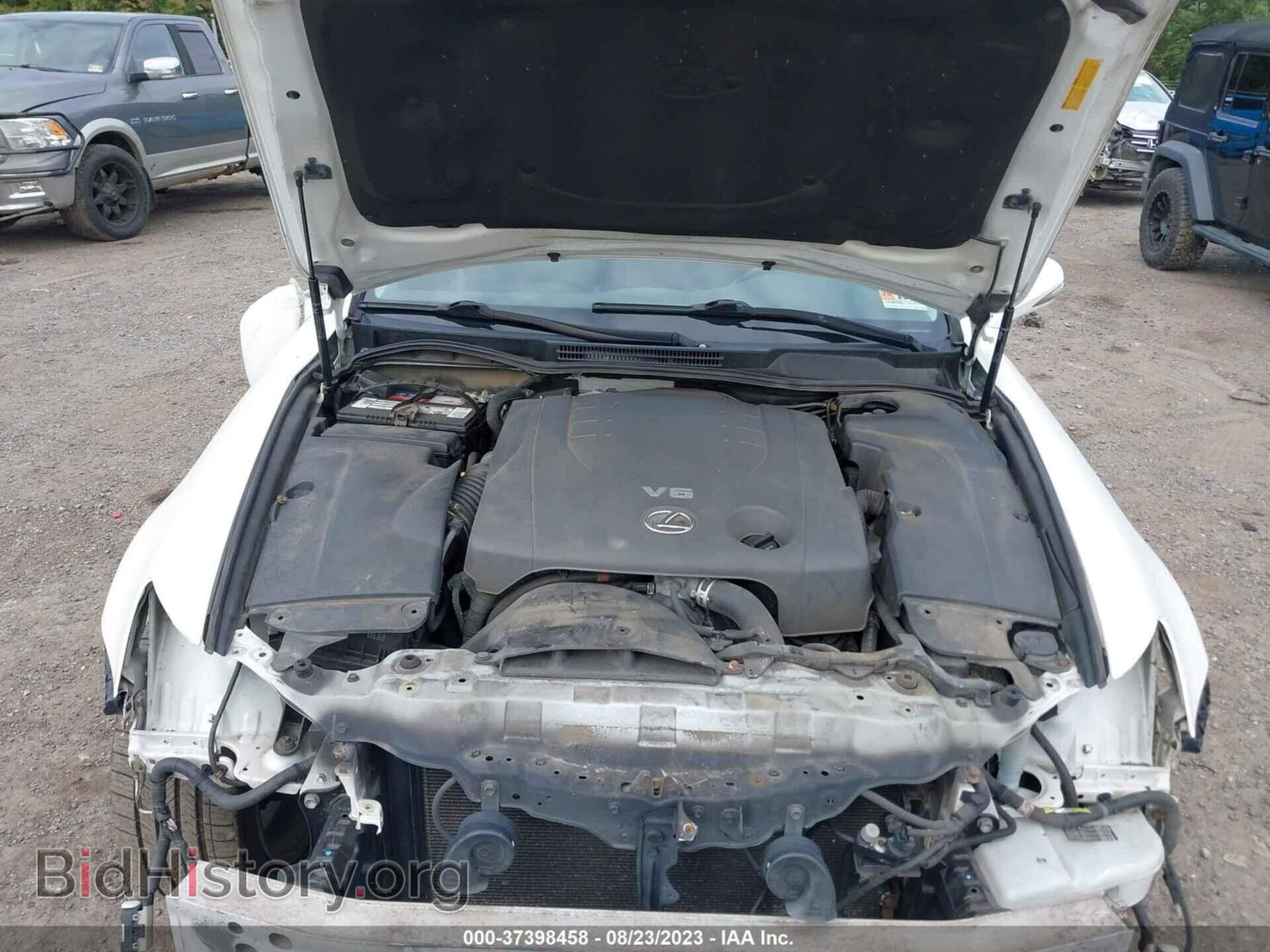 2011 LEXUS IS 250C - VIN: JTHFF2C29B2517496 - Фото 9
